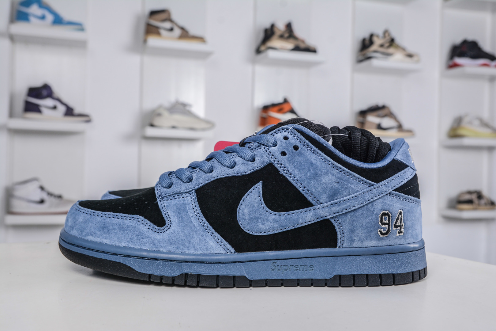 Supreme x Nike SB Dunk Low Black Blue Skateboarding Shoes HQ8487 2 cmp i1760887570840 5377 0 0