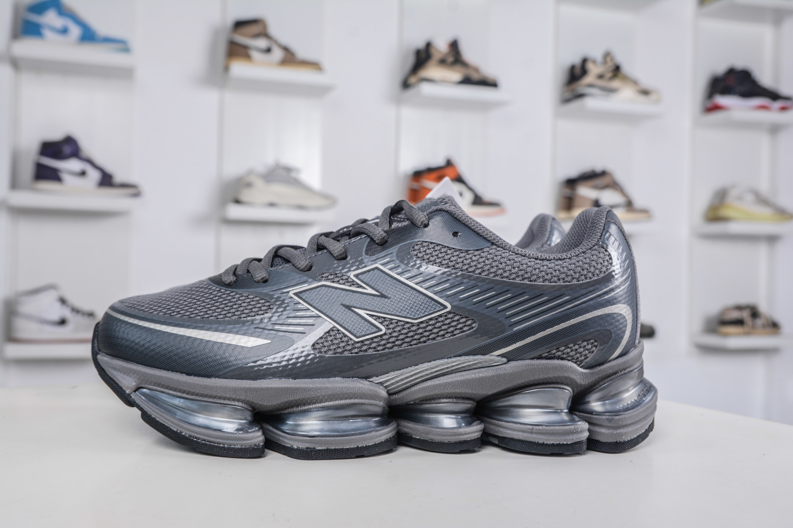 New Balance 2000 Gray Running Shoes - Comfort, Style & Durability