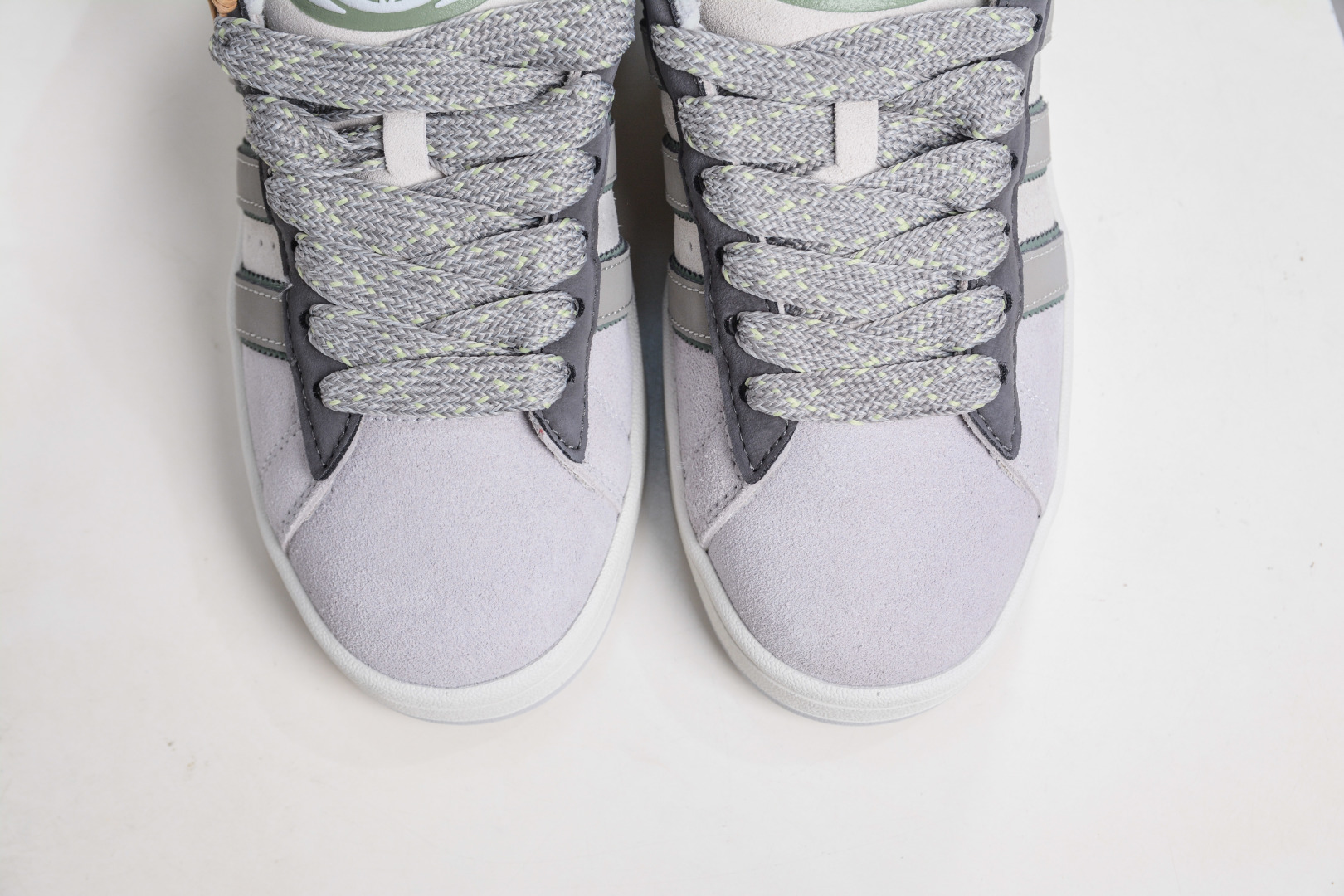 150 Adidas Originals Campus 00s 百搭单品学院系列面包风经典复古低帮百搭休闲运动板鞋 JR0106