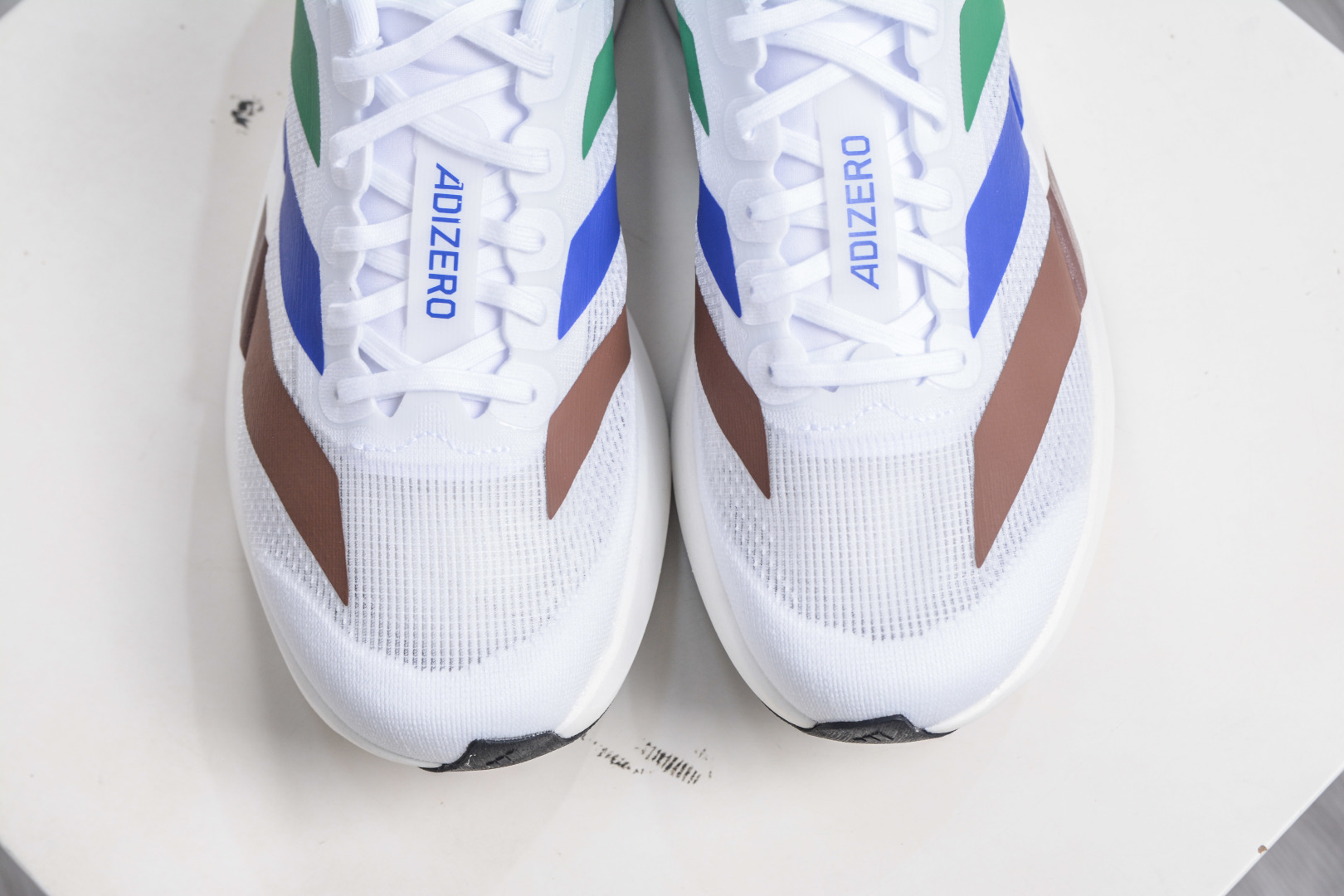 230 AD Adizero EVO SL 马拉松竞速专业跑鞋 CELERMESH针织网面非常轻薄 KI3393