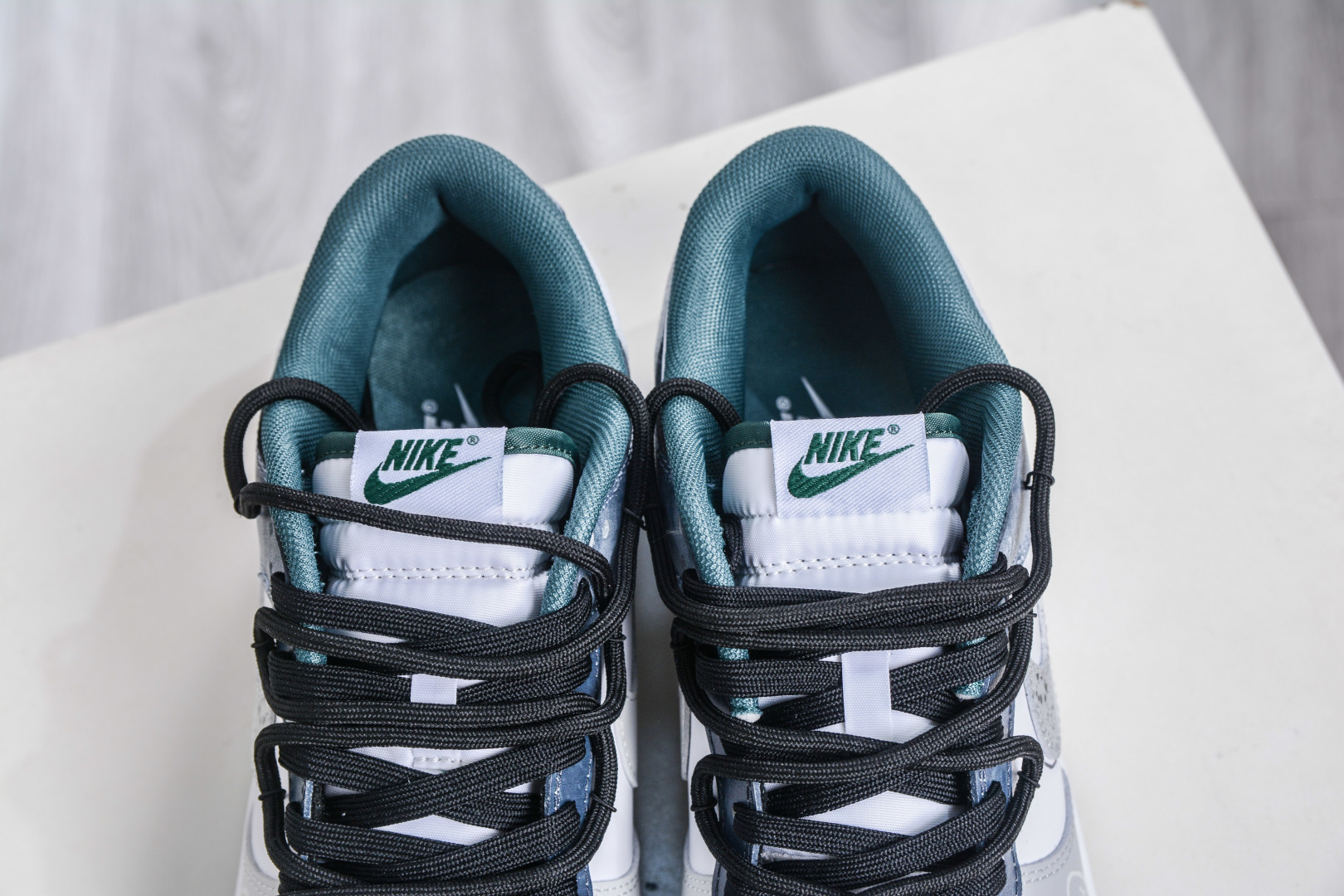 270 Nike Dunk Low 城市风暴 白蓝色 DV0833-111