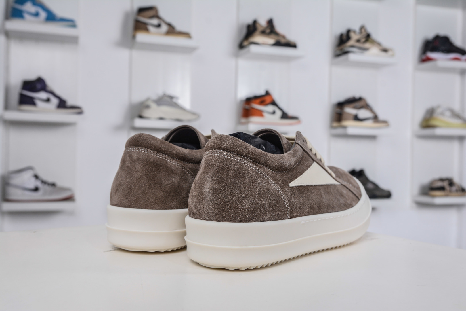 450 M版纯原 全新出货 Rick Owens Edfu 瑞克·欧文斯低帮麂皮面时尚运动板鞋 棕麂皮