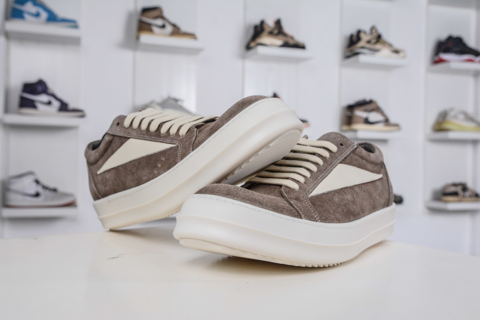 450 M版纯原 全新出货 Rick Owens Edfu 瑞克·欧文斯低帮麂皮面时尚运动板鞋 棕麂皮