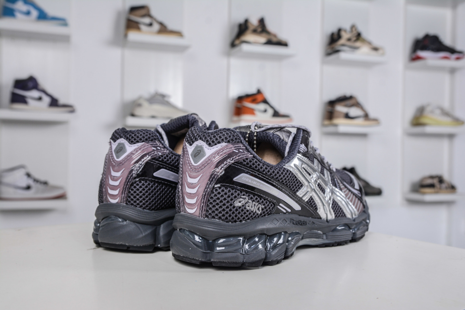 200 kith x Asics Gel-Kayano 12.1 亚瑟士联名百搭休闲运动慢跑鞋 1203A930-020