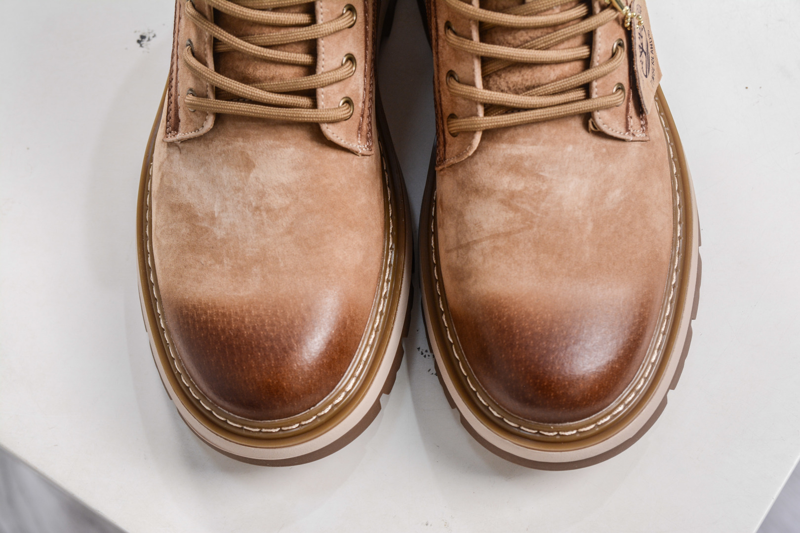 280 Timberland 添柏岚/天伯伦 户外高帮休闲大黄靴系列 TB10033 CAMEL