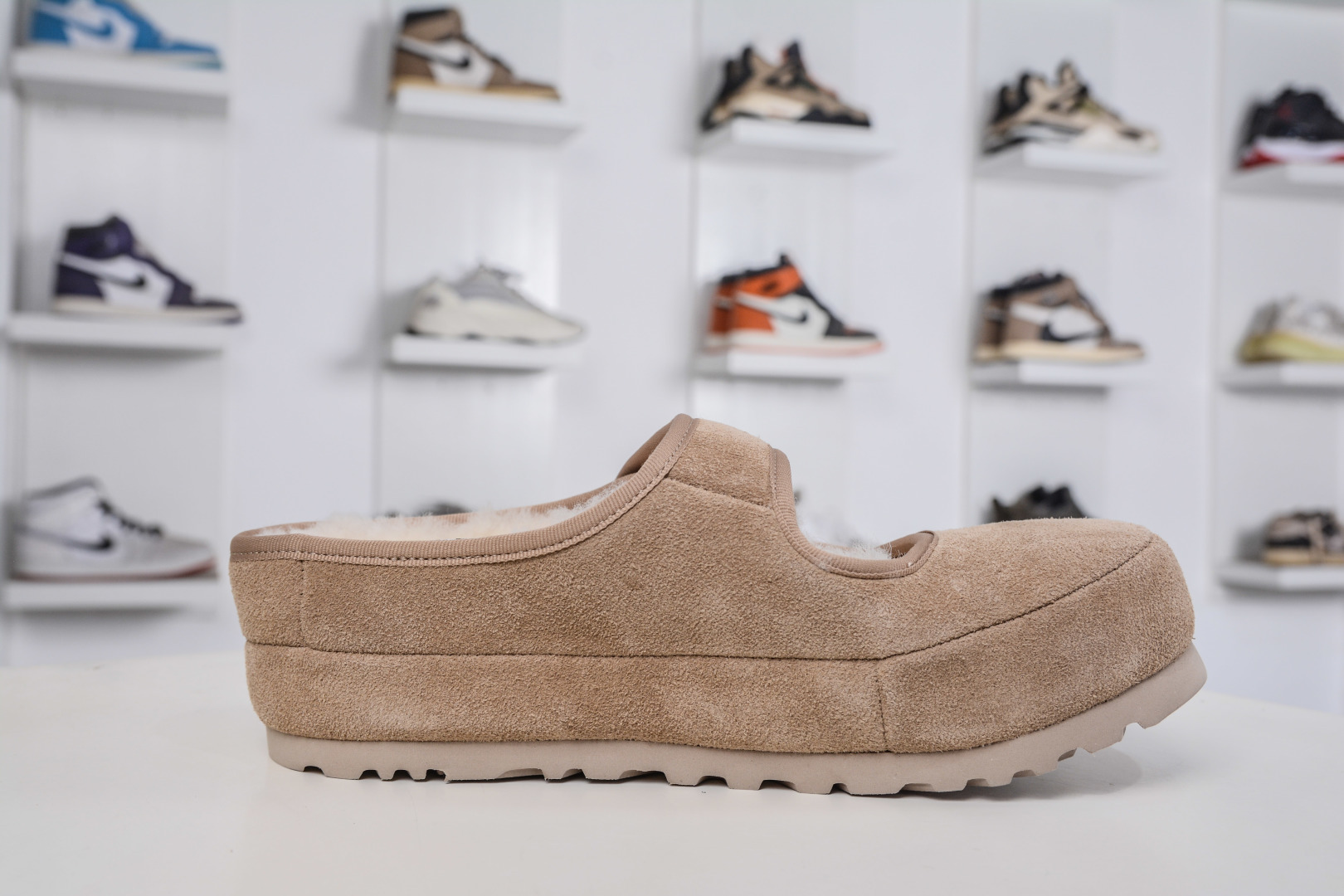 240 UGG 牙刷绣羊毛玛丽珍2.0版本 爆款回归 奶呼呼又软糯糯的冬日感 制牛反绒搭配澳洲美利奴羊毛