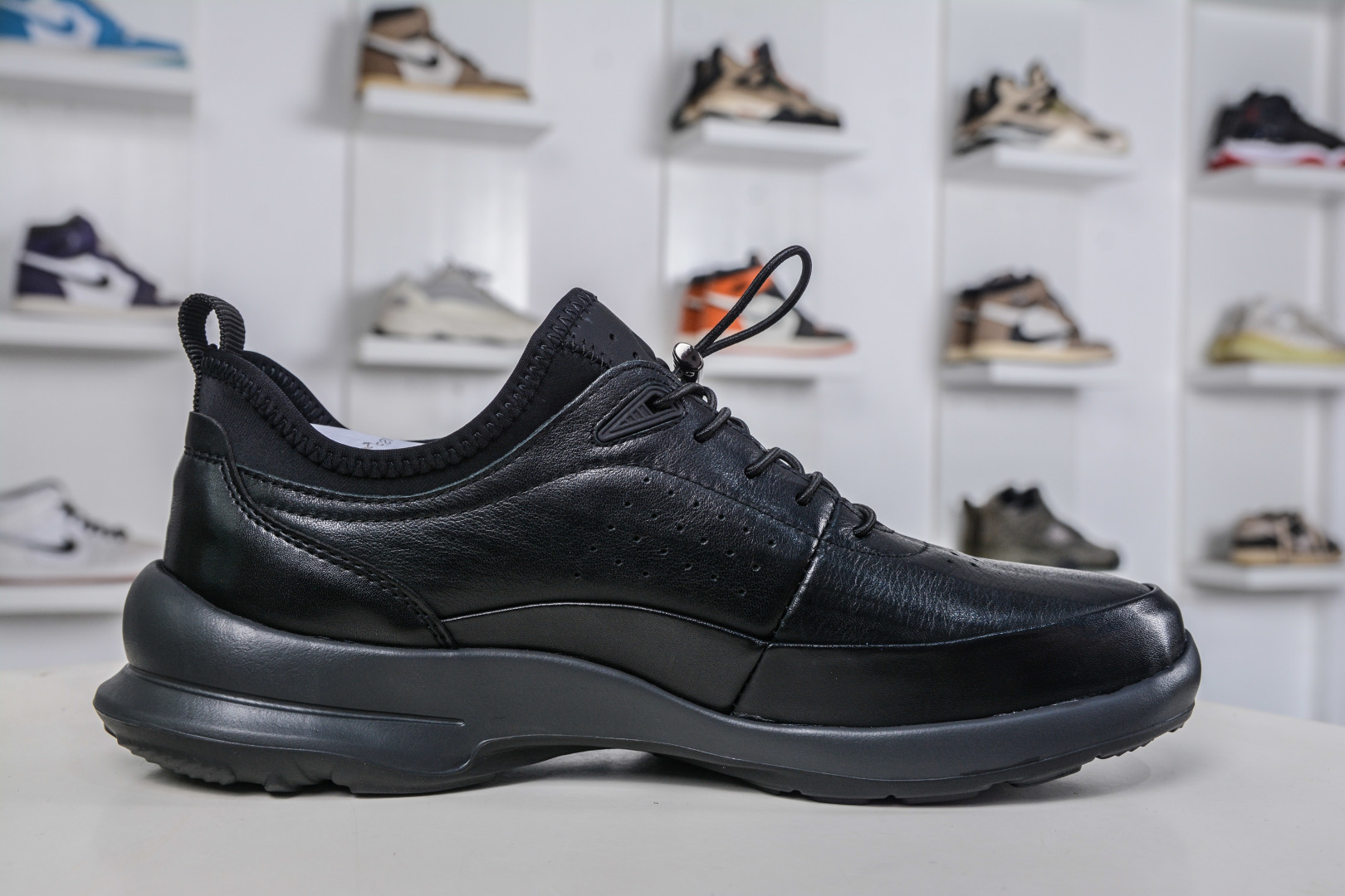 300 Ecco/爱步 健步C系列新款 Biom2025 透气防滑健步跑步鞋 516108-01