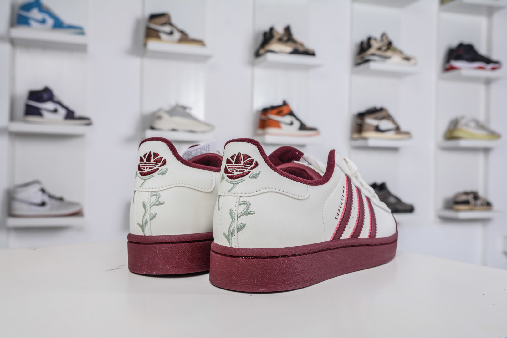 140 CS版 Adidas Originals Super 2025全新版本 贝壳头官方同步 贝壳头经典小白板鞋 KJ6981