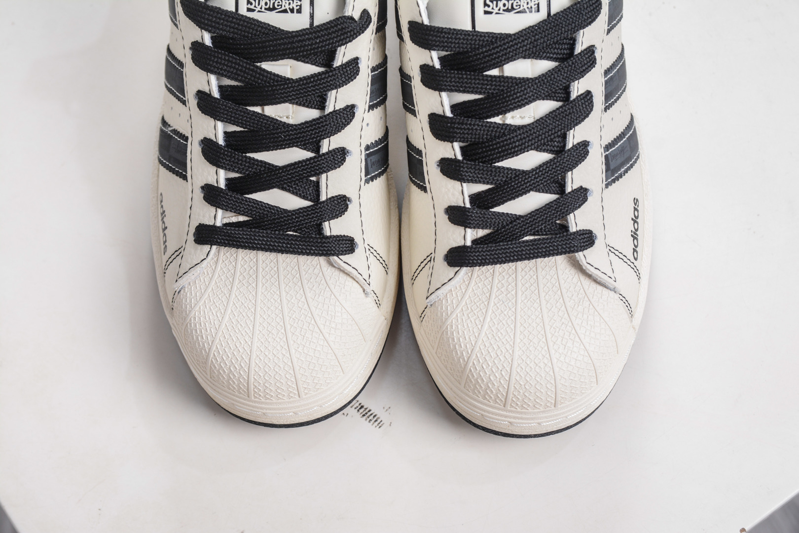 230 AD Originals Superstar x Supreme SUP联名 米白黑 经典复古贝壳头板鞋 DS5809