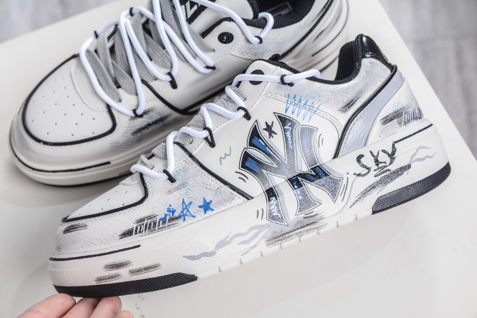 270 MLB Chunky Liner 星茫之夜 涂鸦定制配色学长鞋系列低帮老爹风轻量增高厚底百搭休闲运动慢跑鞋 3ASXCA12N 50WHS