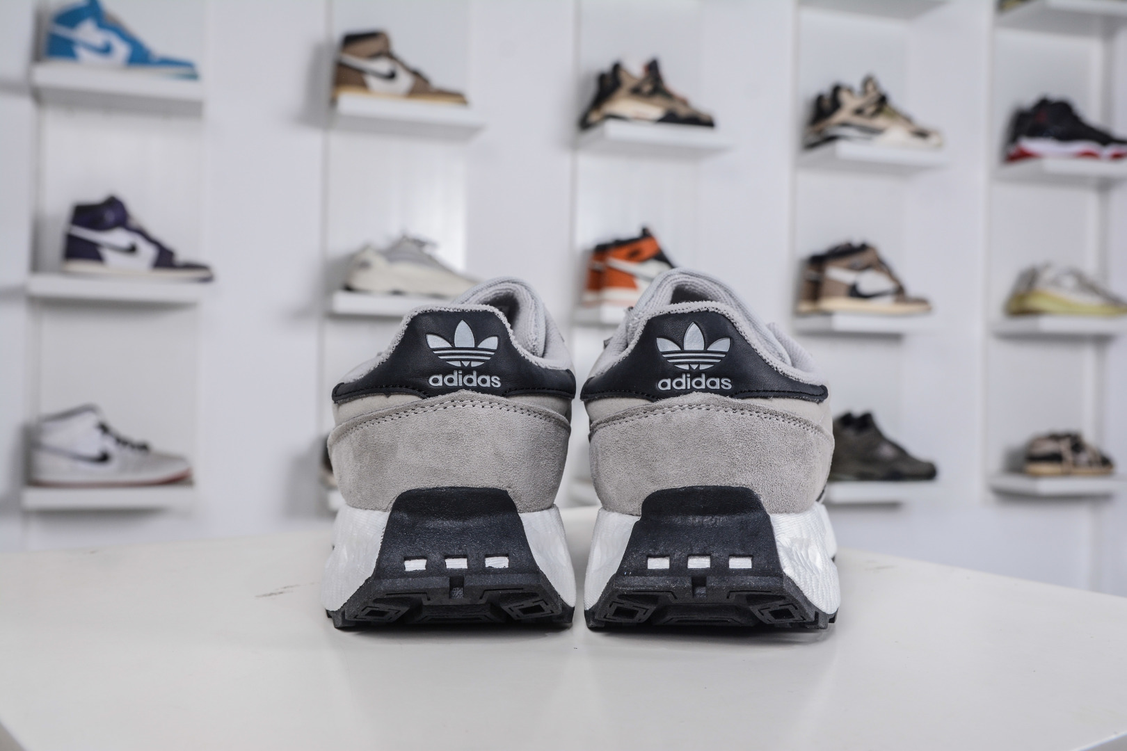 AD Originals Retropy Boost E5系列复古赛车原型一代系列爆米花缓震休闲运动慢跑鞋 GW7455