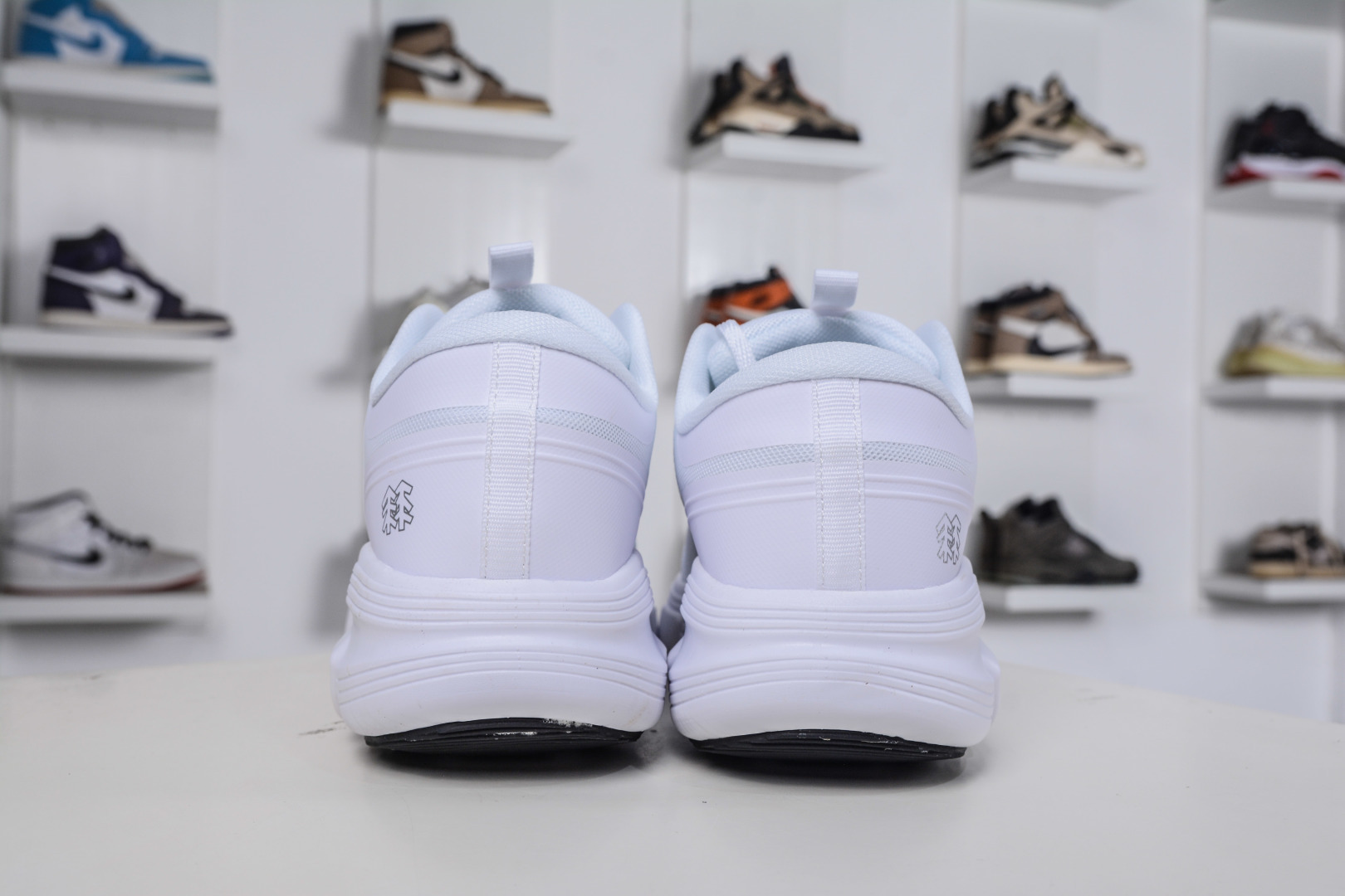 220 可隆 KOLON SPORT ELEMENT 抓地耐磨户外运动鞋休闲鞋 FE4DX23-360/WHT