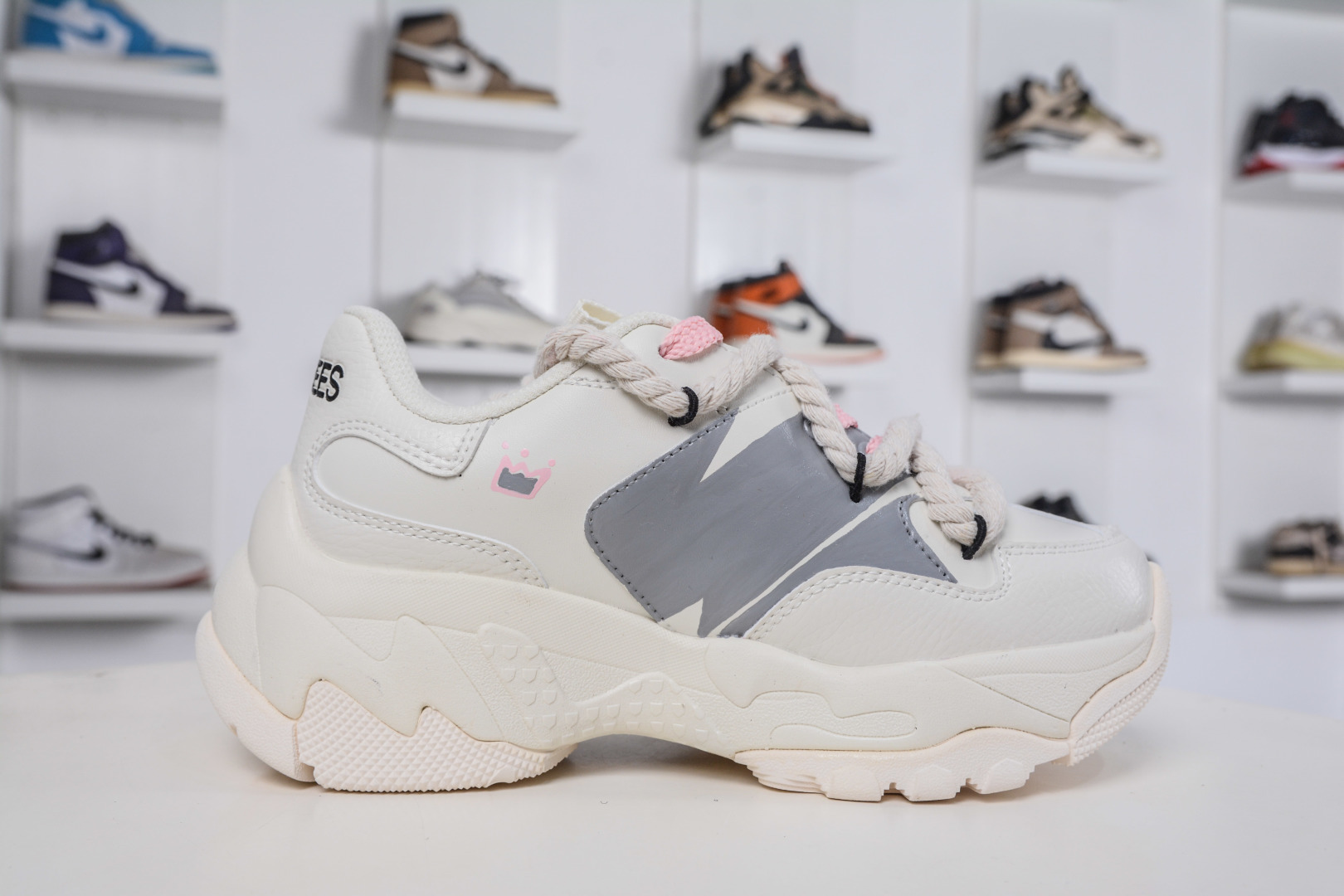 260 MLB Chunky Liner New York Yankees 涂鸦定制配色 低帮老爹风轻量增高厚底百搭休闲运动慢跑鞋 3ASXCA12N 50WHS