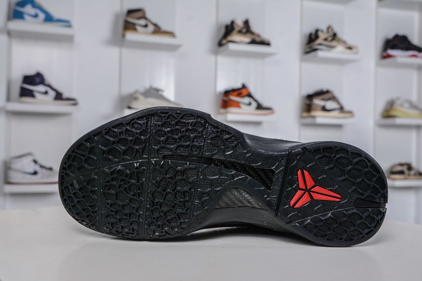 NK Zoom Kobe 6 科比6代 黑金红 前后气垫加持 PE2025-103