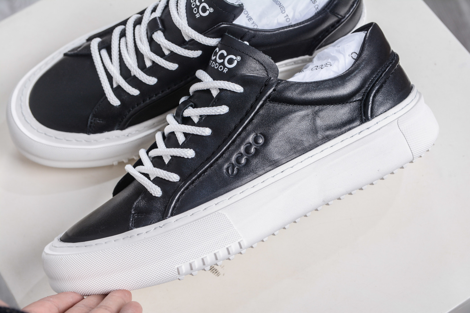 300 Ecco/爱步 男士百搭简约休闲小白鞋 简单耐看清爽版型 503198-01-Chinese UA Cheap High Quatity Brand Clothes Bags handbags Sneakers wholesale wholesaler seller from China Factory suppliers Fashion Clothing Shoes best Quality Beautiful Price 300 Ecco/爱步 男士百搭简约休闲小白鞋 简单耐看清爽版型 503198-01