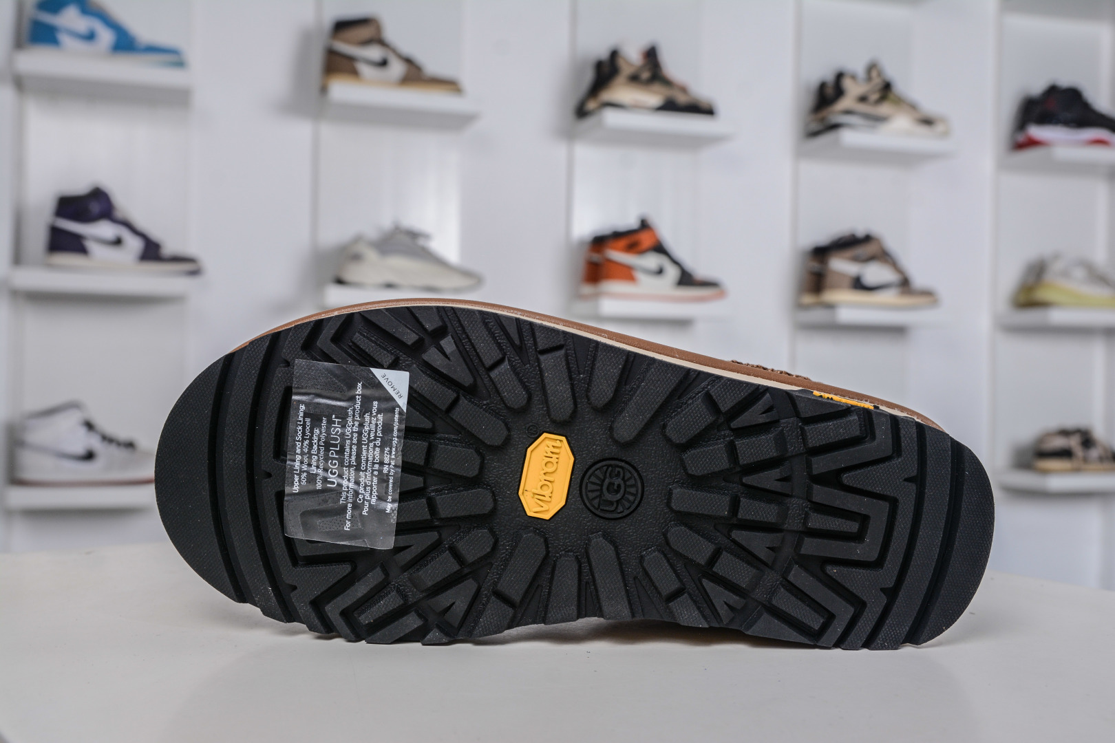 260 UGG Tasman GTX 冬季中性雪地鞋 1172790-Chinese UA Cheap High Quatity Brand Clothes Bags handbags Sneakers wholesale wholesaler seller from China Factory suppliers Fashion Clothing Shoes best Quality Beautiful Price 260 UGG Tasman GTX 冬季中性雪地鞋 1172790