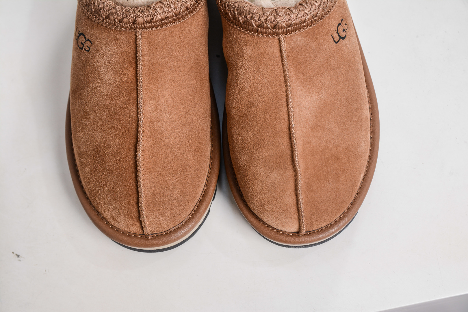 260 UGG Tasman GTX 冬季中性雪地鞋 1172790-Chinese UA Cheap High Quatity Brand Clothes Bags handbags Sneakers wholesale wholesaler seller from China Factory suppliers Fashion Clothing Shoes best Quality Beautiful Price 260 UGG Tasman GTX 冬季中性雪地鞋 1172790