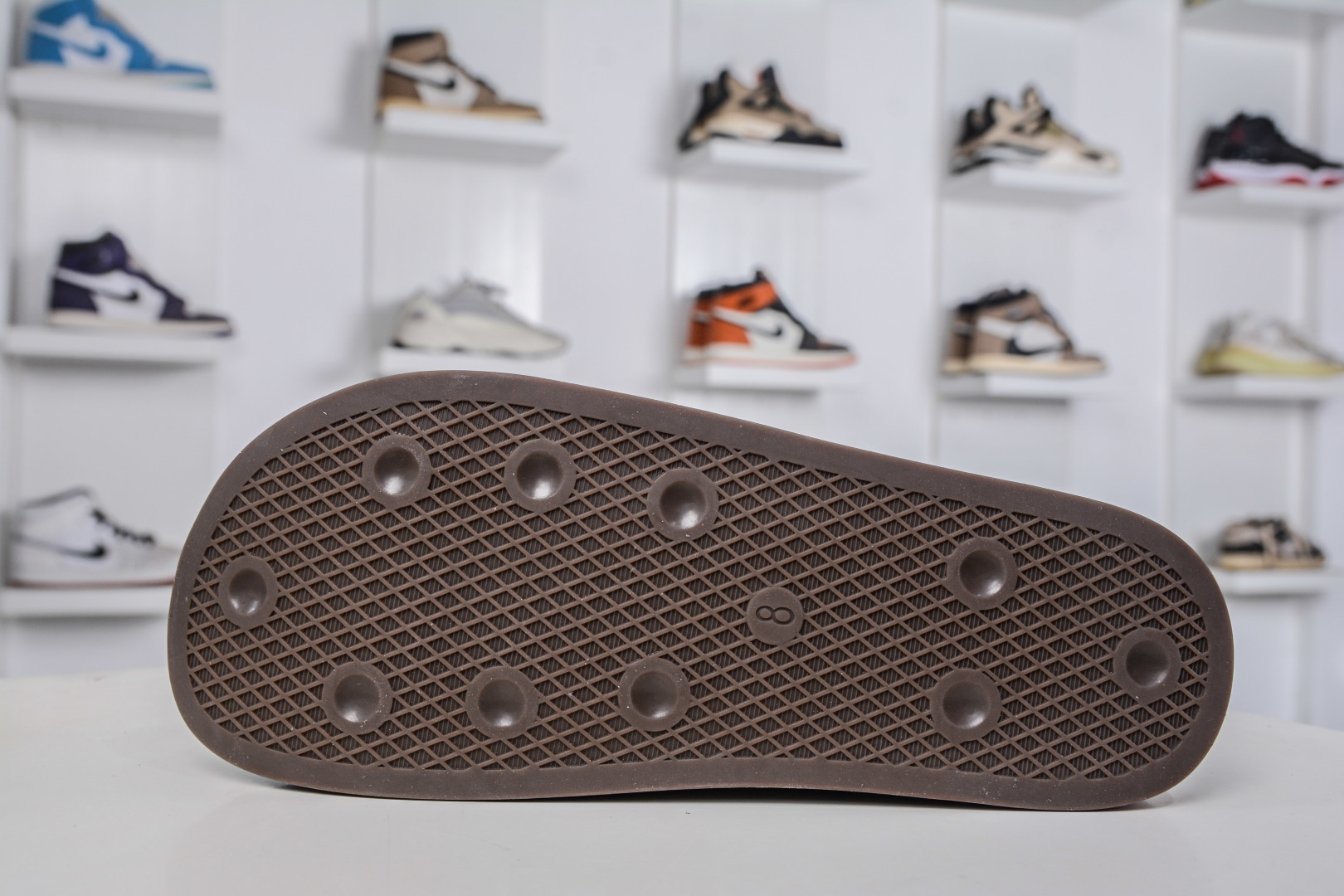 adidas originals Adimule 棕色 勃肯系 防磨防滑包头拖鞋 JS0705