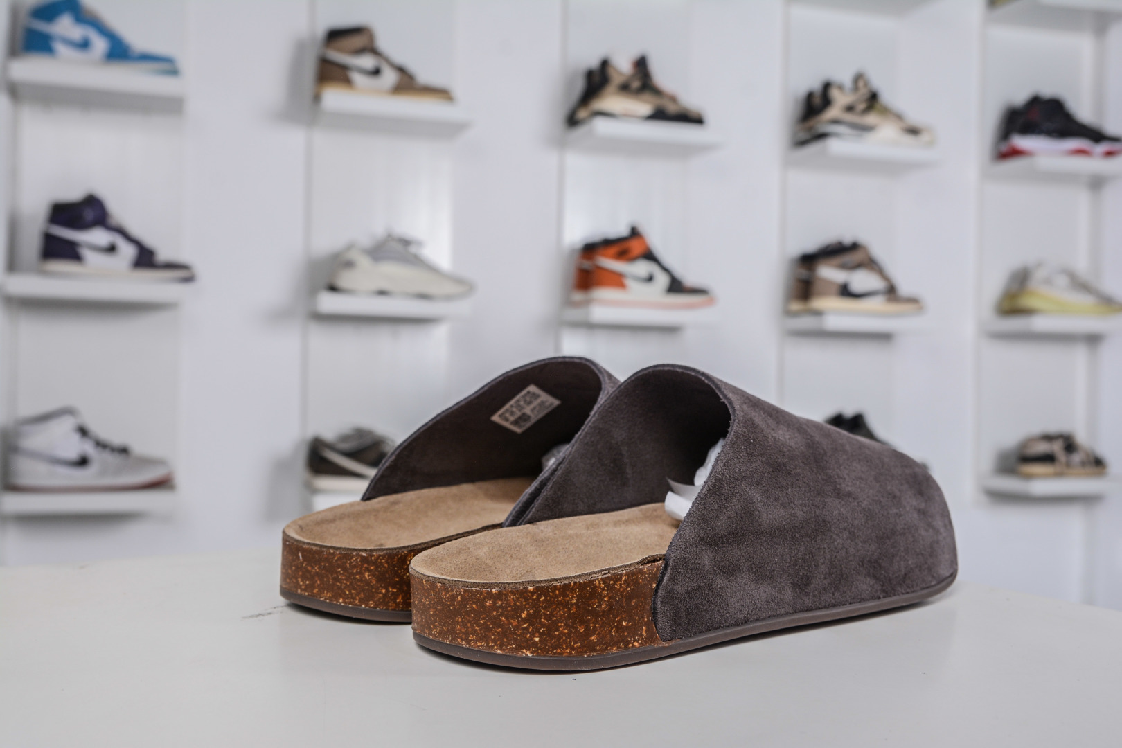 adidas originals Adimule 棕色 勃肯系 防磨防滑包头拖鞋 JS0705