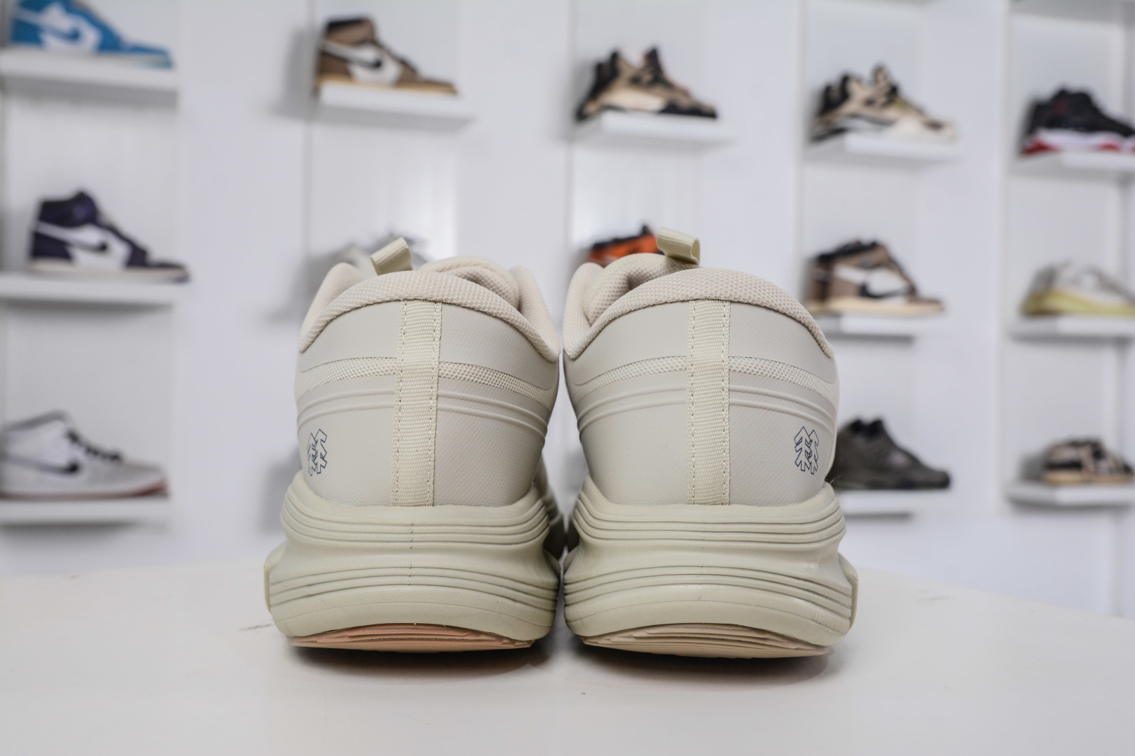 220 可隆 KOLON SPORT ELEMENT 抓地耐磨户外运动鞋休闲鞋 LUFC5MTK14-BE-Chinese UA Cheap High Quatity Brand Clothes Bags handbags Sneakers wholesale wholesaler seller from China Factory suppliers Fashion Clothing Shoes best Quality Beautiful Price 220 可隆 KOLON SPORT ELEMENT 抓地耐磨户外运动鞋休闲鞋 LUFC5MTK14-BE