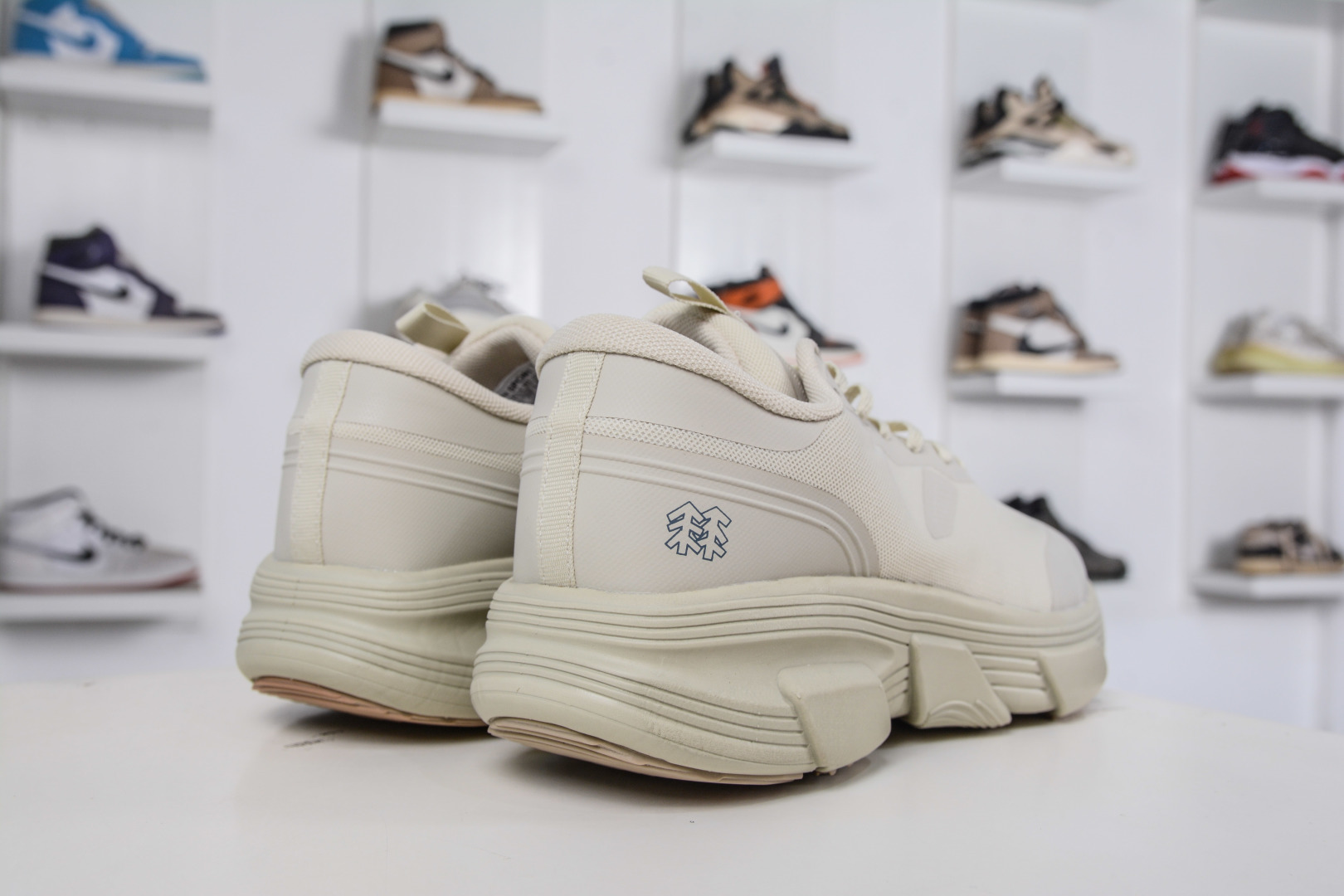 220 可隆 KOLON SPORT ELEMENT 抓地耐磨户外运动鞋休闲鞋 LUFC5MTK14-BE-Chinese UA Cheap High Quatity Brand Clothes Bags handbags Sneakers wholesale wholesaler seller from China Factory suppliers Fashion Clothing Shoes best Quality Beautiful Price 220 可隆 KOLON SPORT ELEMENT 抓地耐磨户外运动鞋休闲鞋 LUFC5MTK14-BE