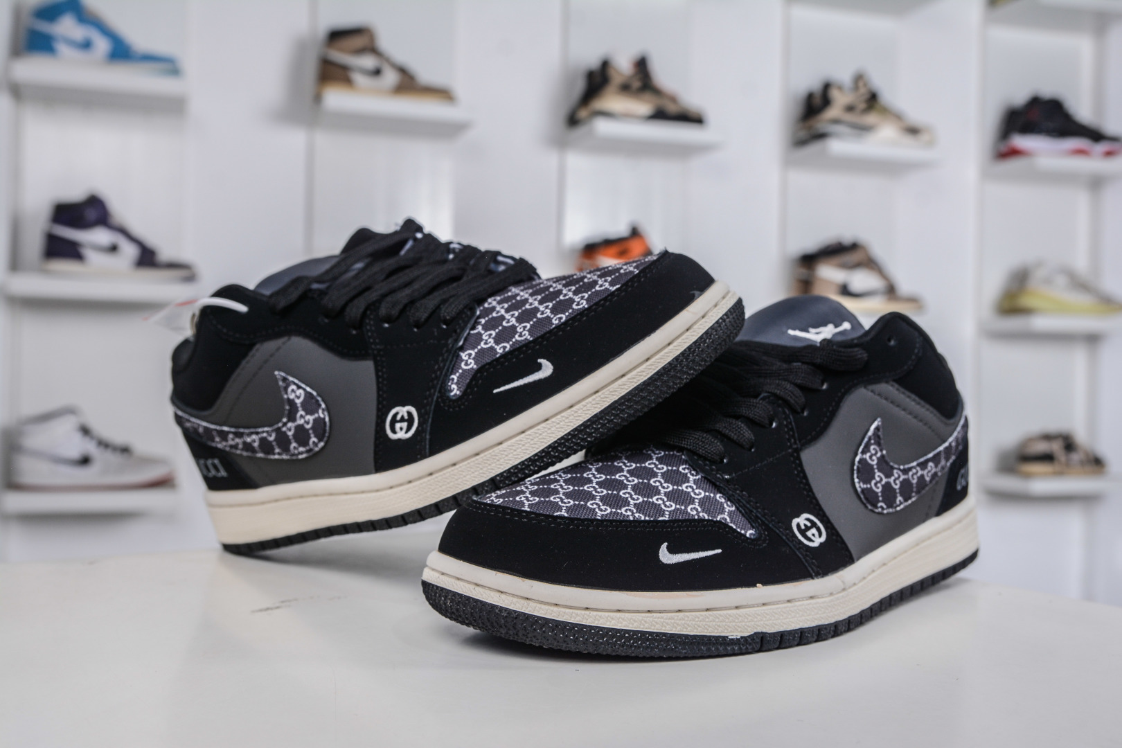 Air Jordan 1 Retro Low x GUCCI 古驰联名-灰黑 LJ8888-003