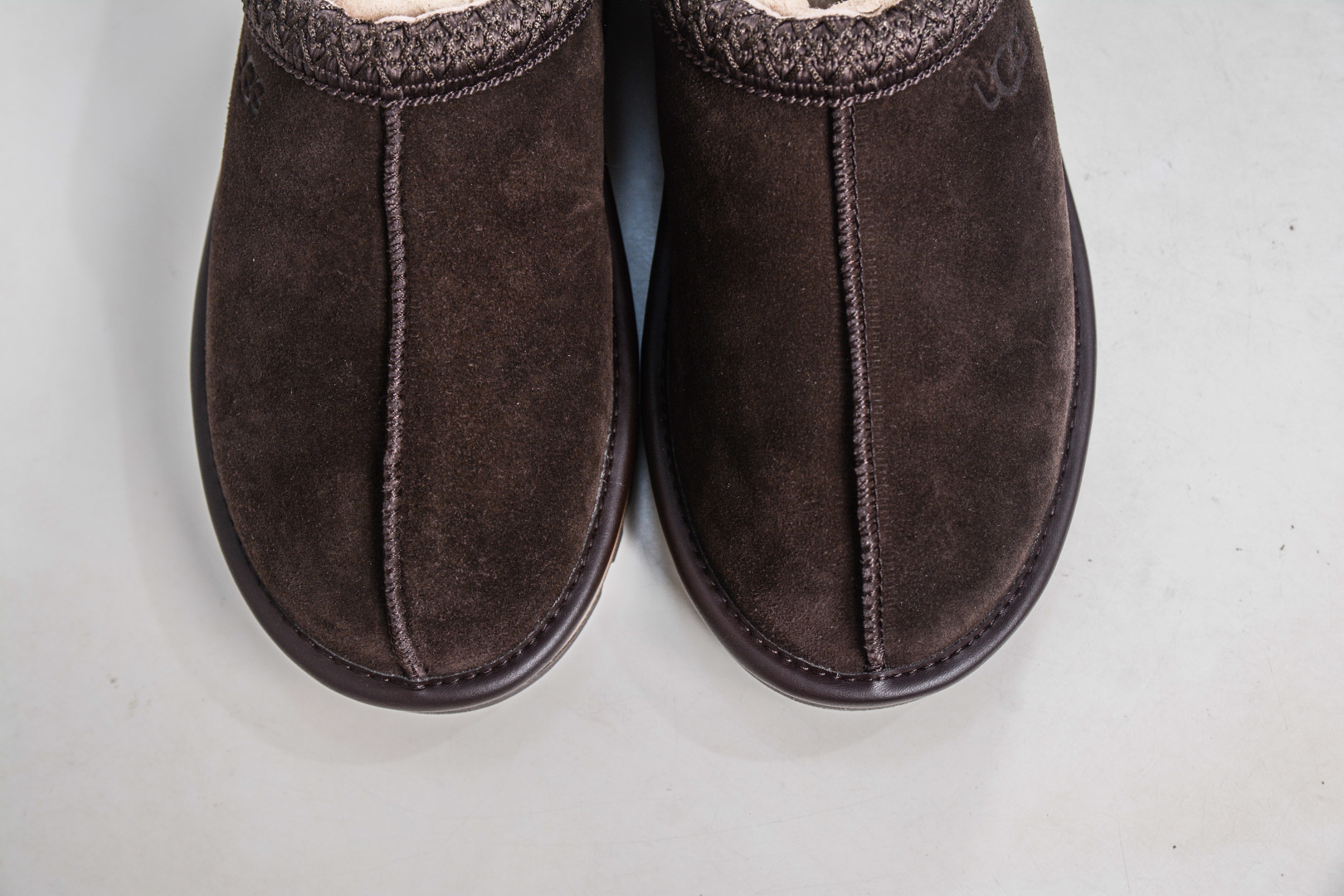 250 UGG Tasman GTX 冬季中性雪地鞋 1172790