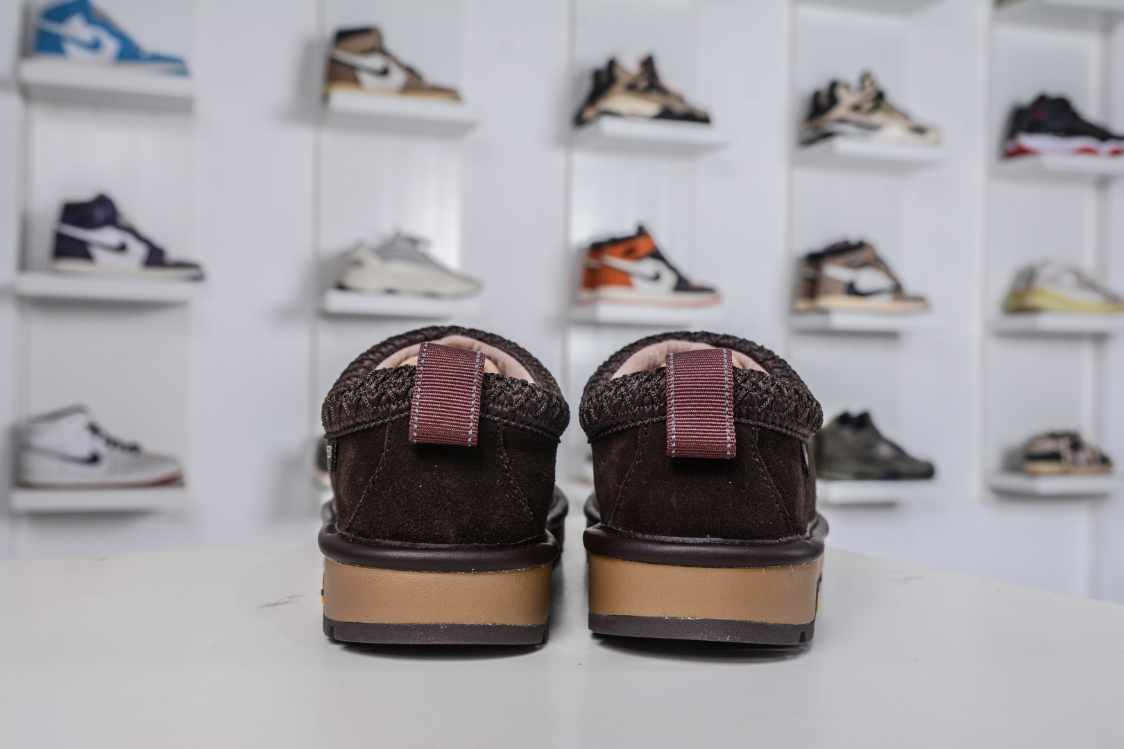 250 UGG Tasman GTX 冬季中性雪地鞋 1172790