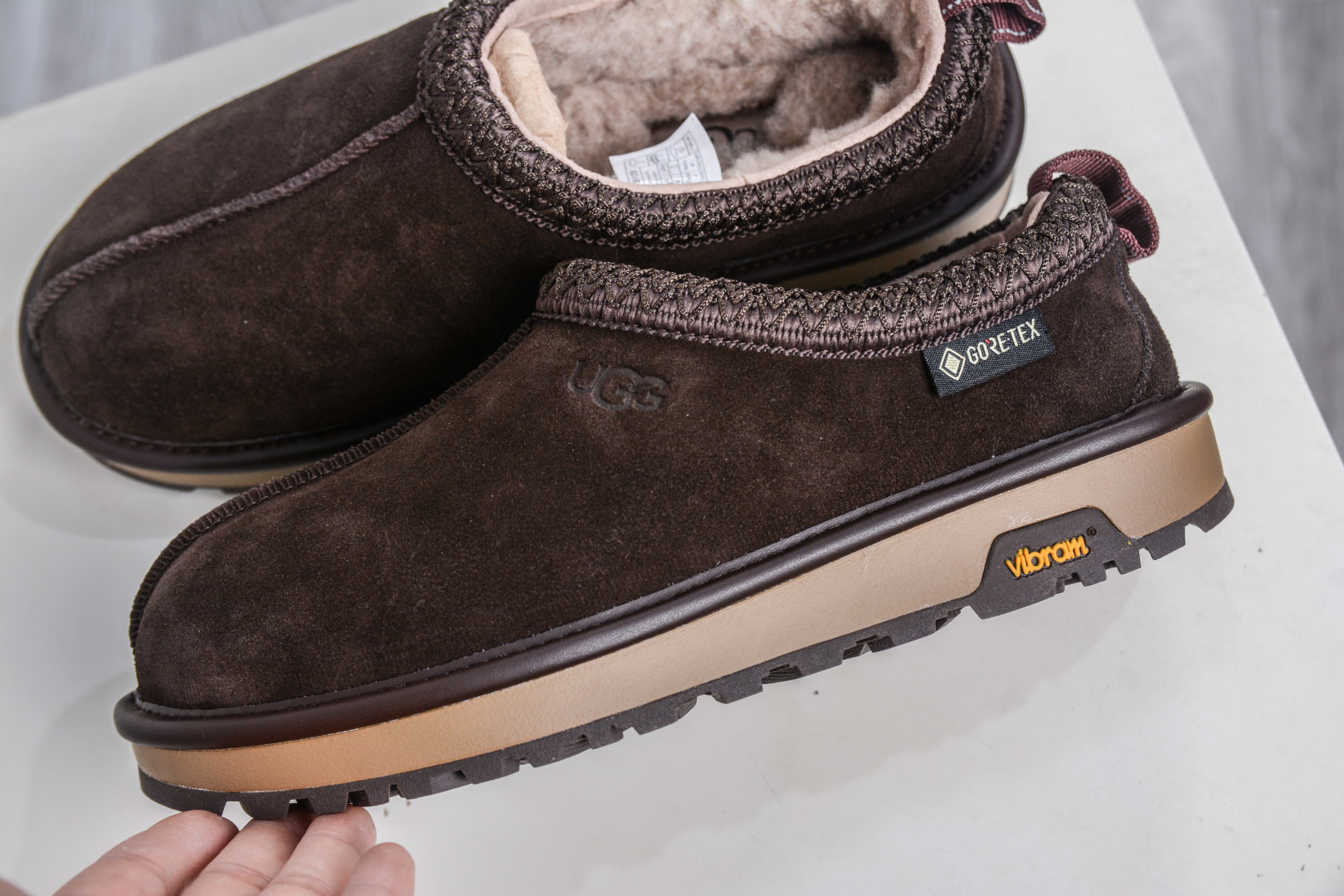 250 UGG Tasman GTX 冬季中性雪地鞋 1172790