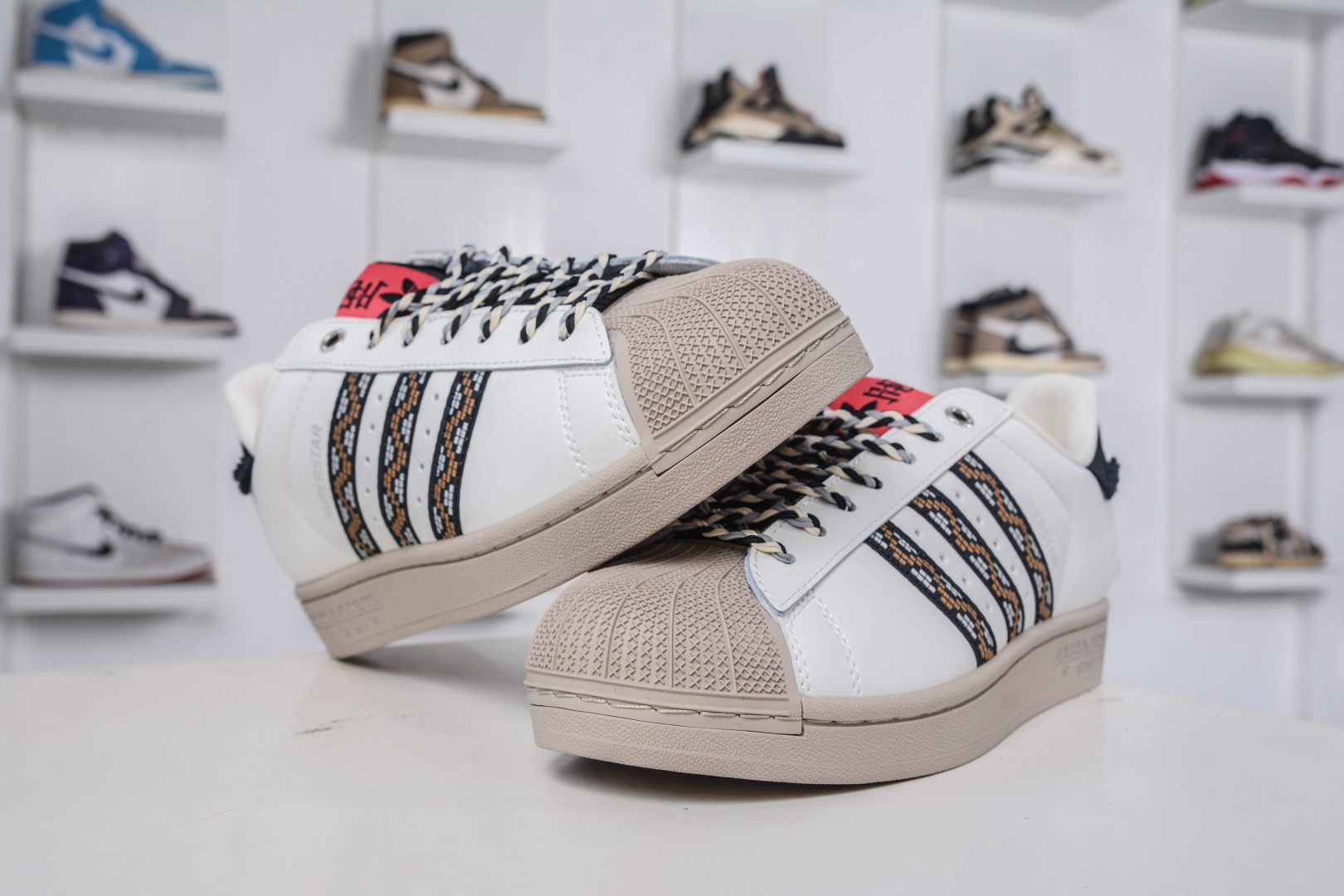 150 AD Originals Superstar 2 贝壳头 JQ8722
