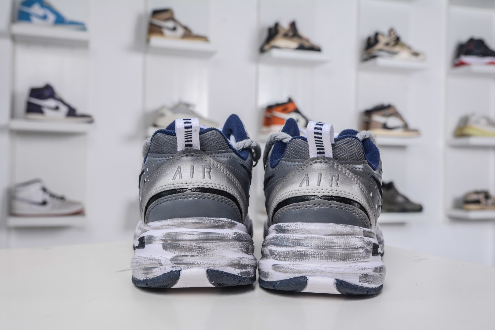 NK Air Monarch IV M2K 涂鸦复古潮流运动舒适老爹鞋 415445-102