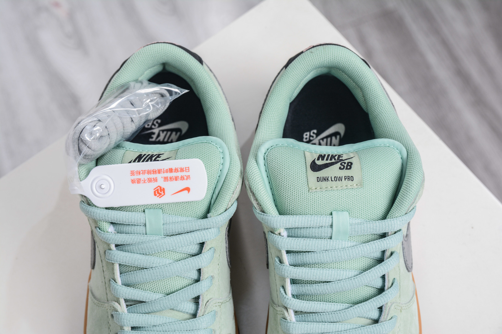 Nike Dunk Low 绿灰 HQ1626-300