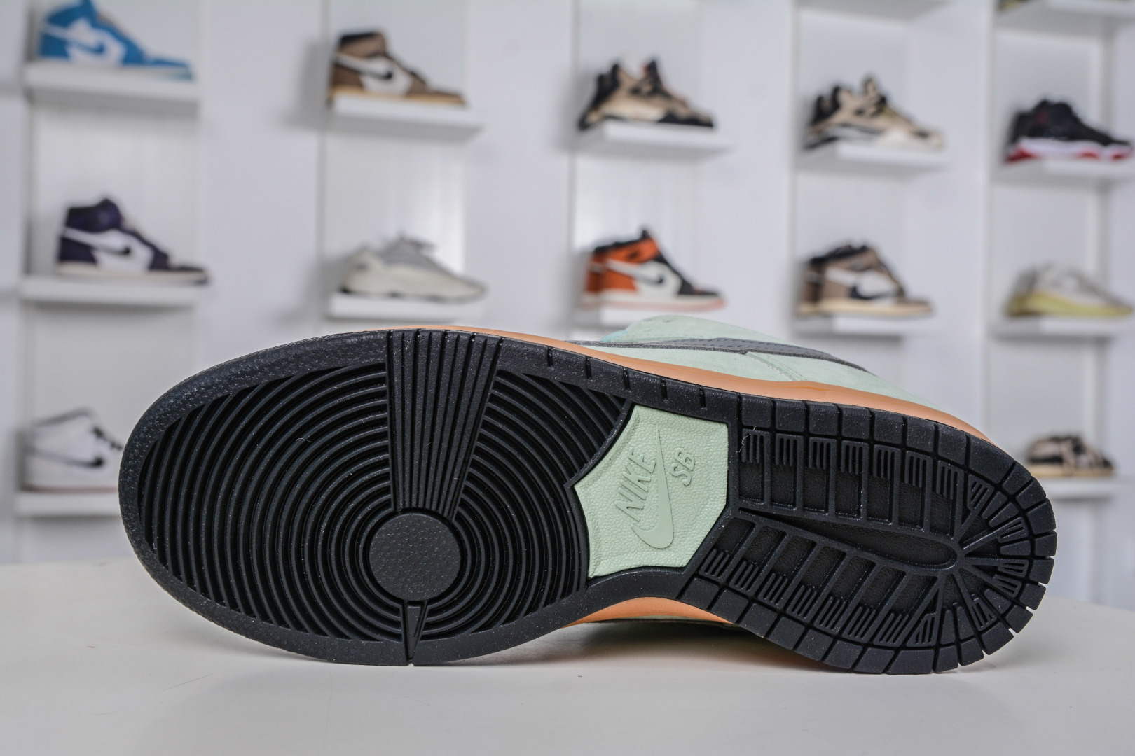 Nike Dunk Low 绿灰 HQ1626-300