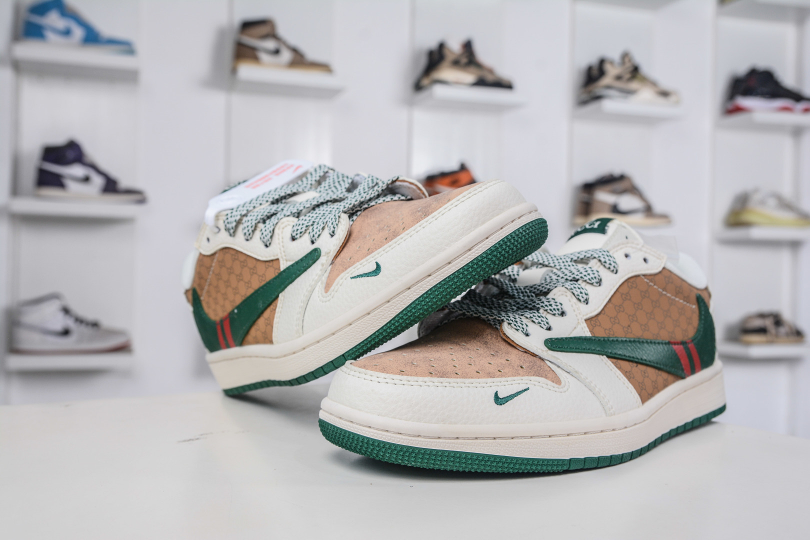 TS x Air Jordan x GUCCI AJ1 Low 倒钩低帮联名古驰-米棕绿 QW5088-206-High Quatity Cheap Brand wholesale wholesaler seller Clothes Bags handbags Sneakers Top Fashion Clothing Shoes from China Factory Chinese suppliers best Quality Beautiful Price TS x Air Jordan x GUCCI AJ1 Low 倒钩低帮联名古驰-米棕绿 QW5088-206