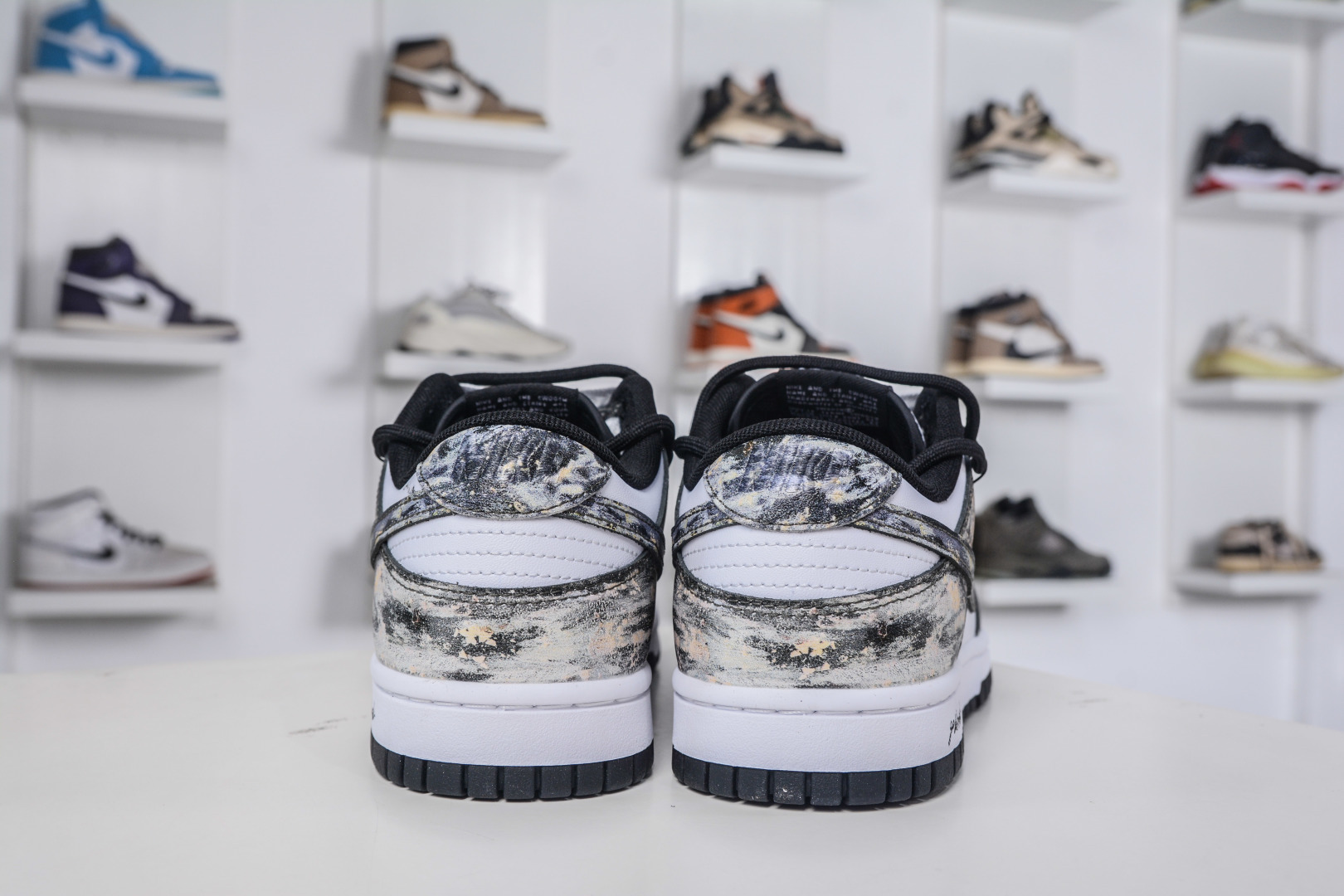 270 Nike Dunk Low 淘金热 黑白金 HF5441-100
