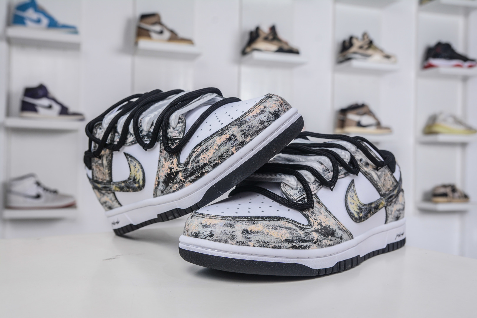 270 Nike Dunk Low 淘金热 黑白金 HF5441-100