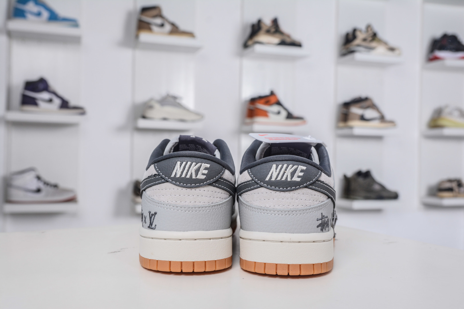 Nike SB Dunk Low X Stussy x Louis Vuitton LV斯图西联名-灰黑生胶 SG6688-006