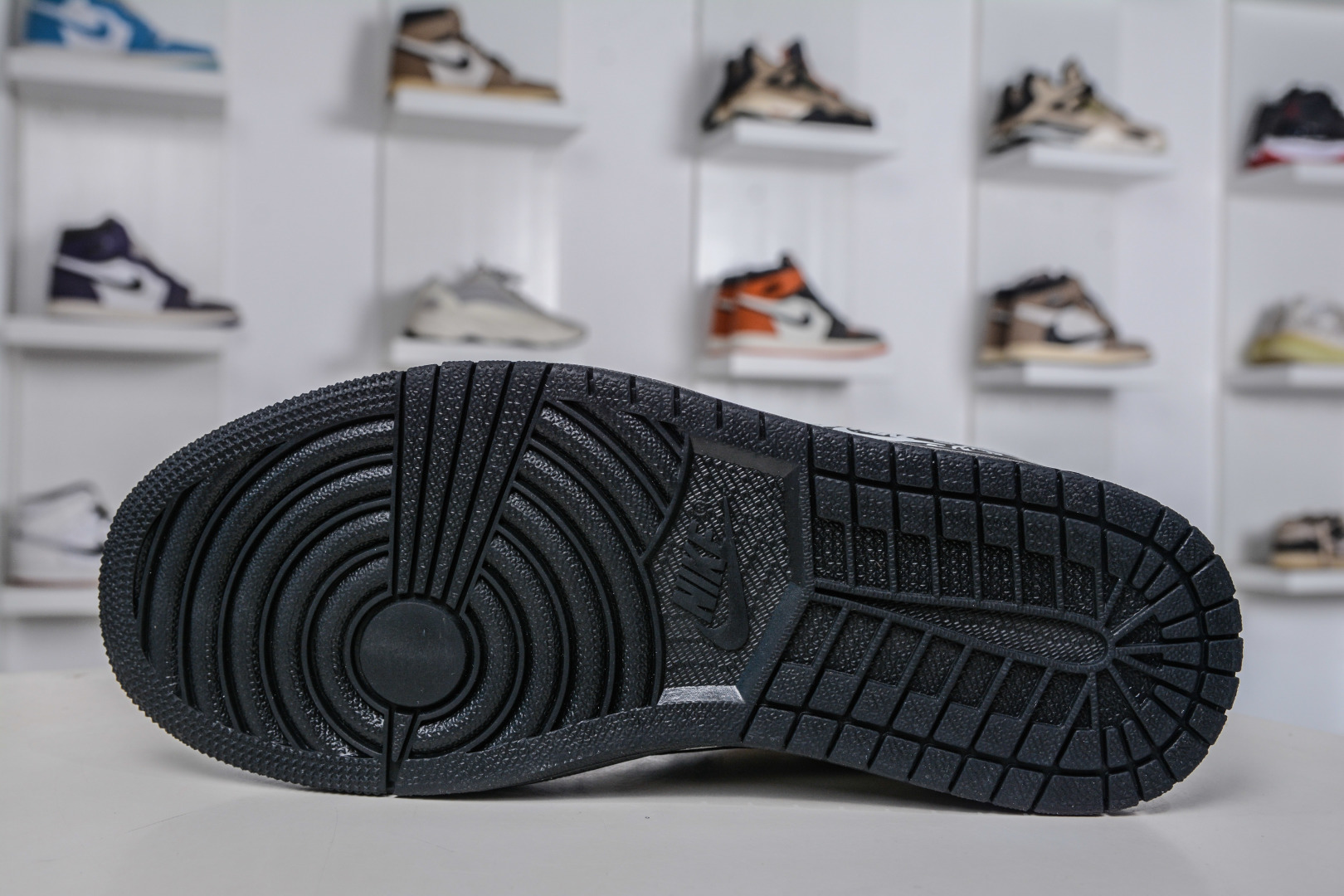 TS x Air Jordan x Supreme AJ1 Low 倒钩低帮联名SUP-白棕黑 DZ5899-032