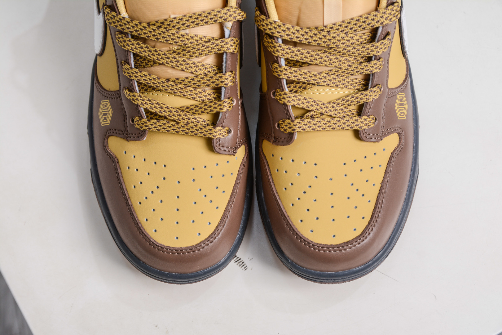 Nike SB Dunk Low x GUCCI 古驰联名-棕黄 DJ1988-001