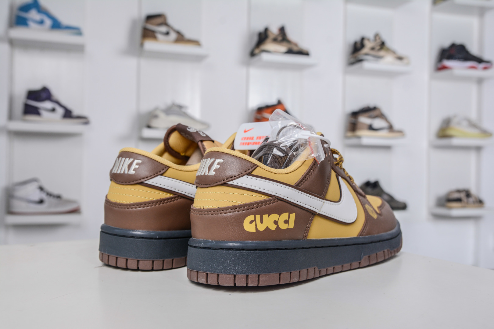 Nike SB Dunk Low x GUCCI 古驰联名-棕黄 DJ1988-001