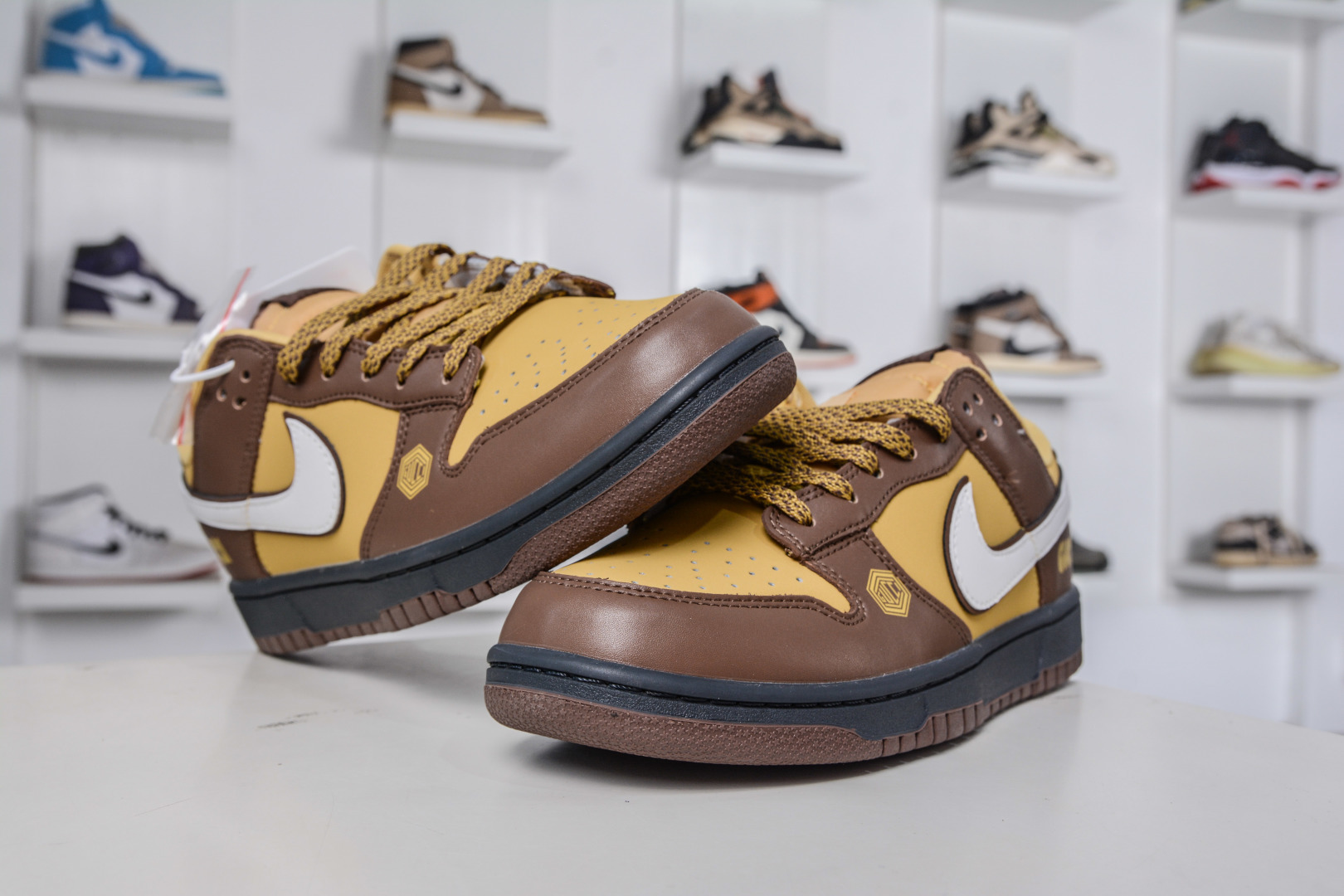 Nike SB Dunk Low x GUCCI 古驰联名-棕黄 DJ1988-001