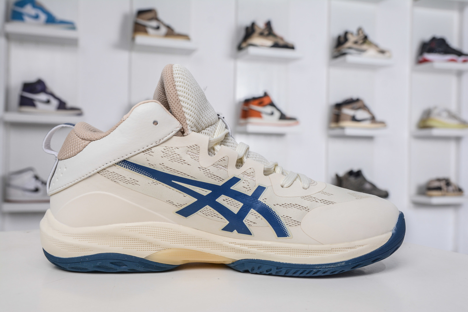 220 Asics Gelhoop V17 S亚瑟士 减震助弹防滑篮球鞋 1063A101-103