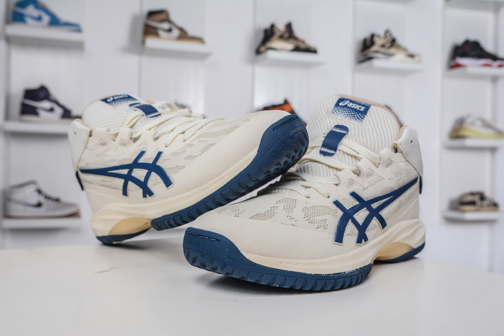 220 Asics Gelhoop V17 S亚瑟士 减震助弹防滑篮球鞋 1063A101-103