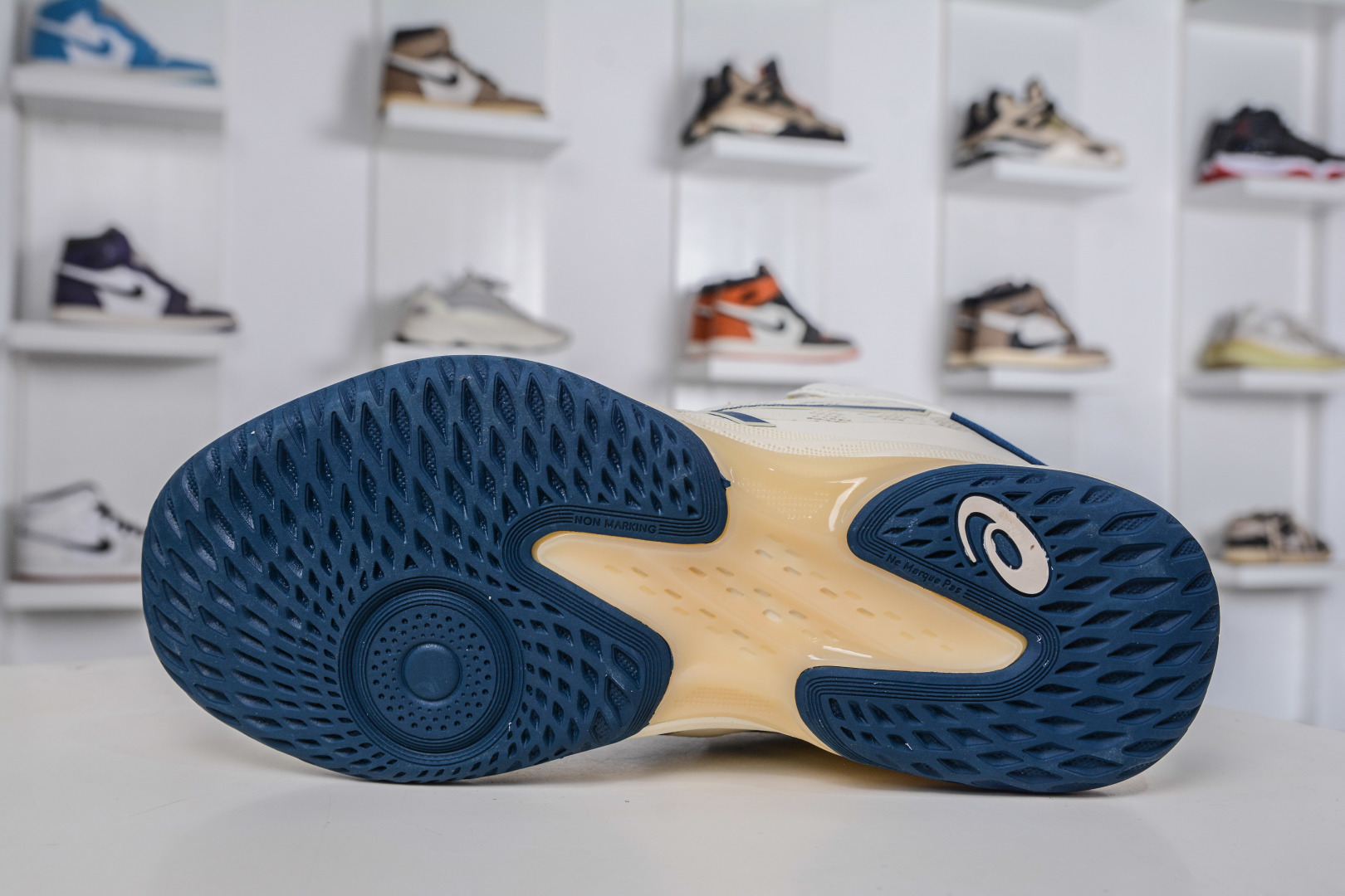 220 Asics Gelhoop V17 S亚瑟士 减震助弹防滑篮球鞋 1063A101-103