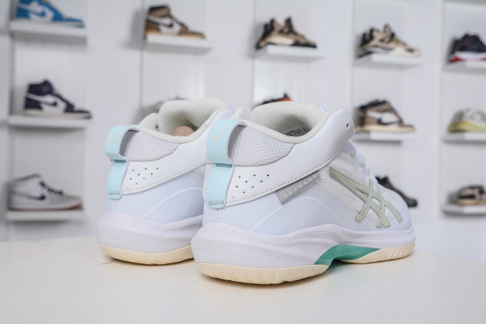 220 Asics Gelhoop V17 S亚瑟士 减震助弹防滑篮球鞋 1063A096-101