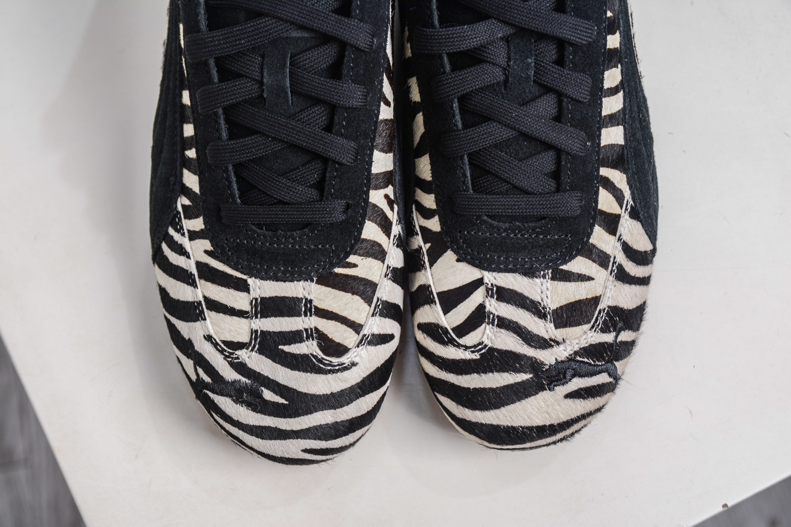 Puma Speedcat Sparco 彪马罗马阿莫尔系列 复古运动休闲赛车跑鞋 403356-01-Top High Quatity Cheap Sneakers Fashion Clothing Clothes Bags handbags Shoes of all Brand wholesale With The best Quality And Beautiful Price from China Factory Chinese suppliers wholesaler seller Puma Speedcat Sparco 彪马罗马阿莫尔系列 复古运动休闲赛车跑鞋 403356-01