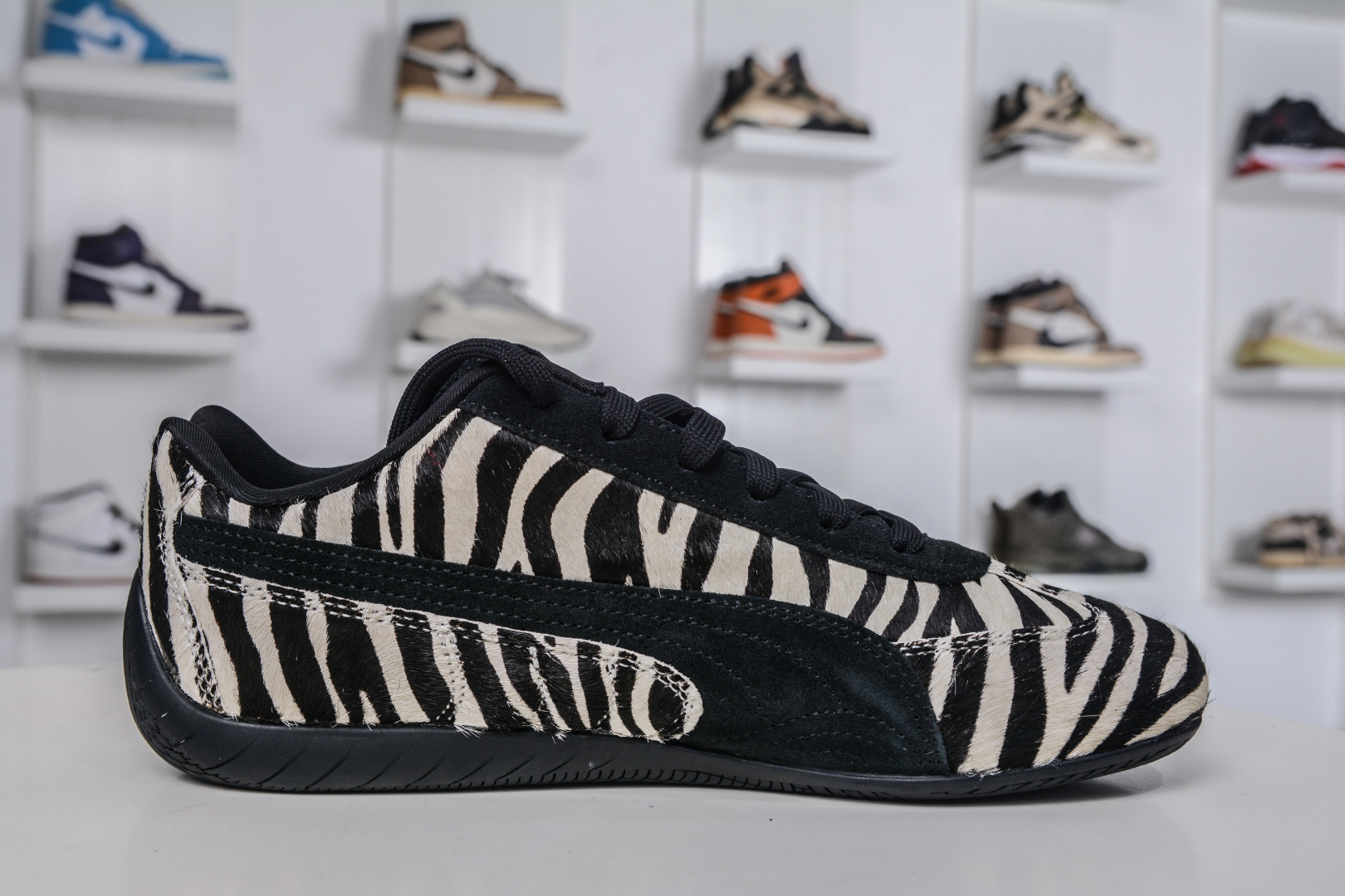 Puma Speedcat Sparco 彪马罗马阿莫尔系列 复古运动休闲赛车跑鞋 403356-01-Top High Quatity Cheap Sneakers Fashion Clothing Clothes Bags handbags Shoes of all Brand wholesale With The best Quality And Beautiful Price from China Factory Chinese suppliers wholesaler seller Puma Speedcat Sparco 彪马罗马阿莫尔系列 复古运动休闲赛车跑鞋 403356-01