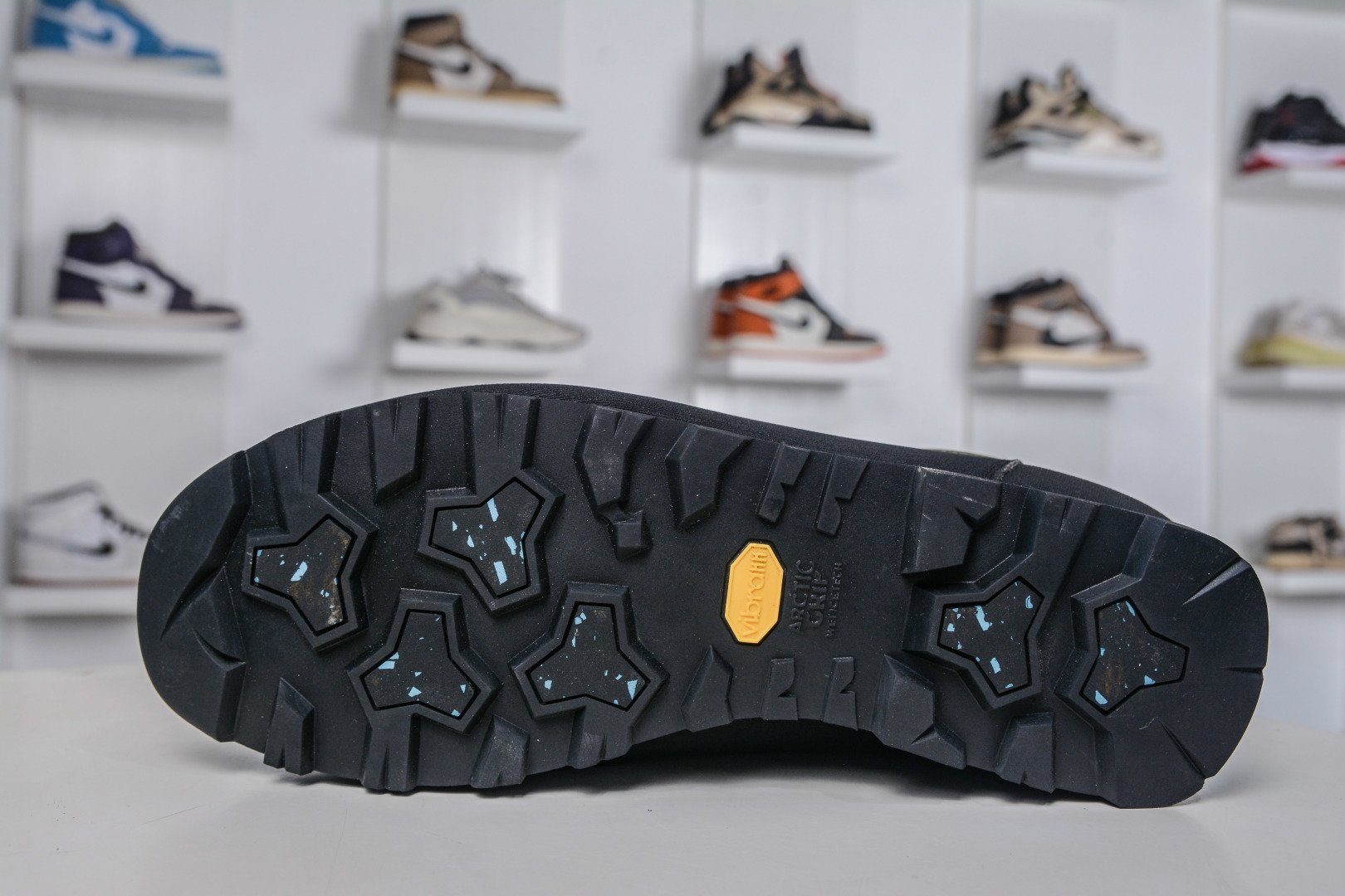 250 CRISPI Monaco GTX摩纳哥登山鞋 意大利户外防水徒步登山鞋