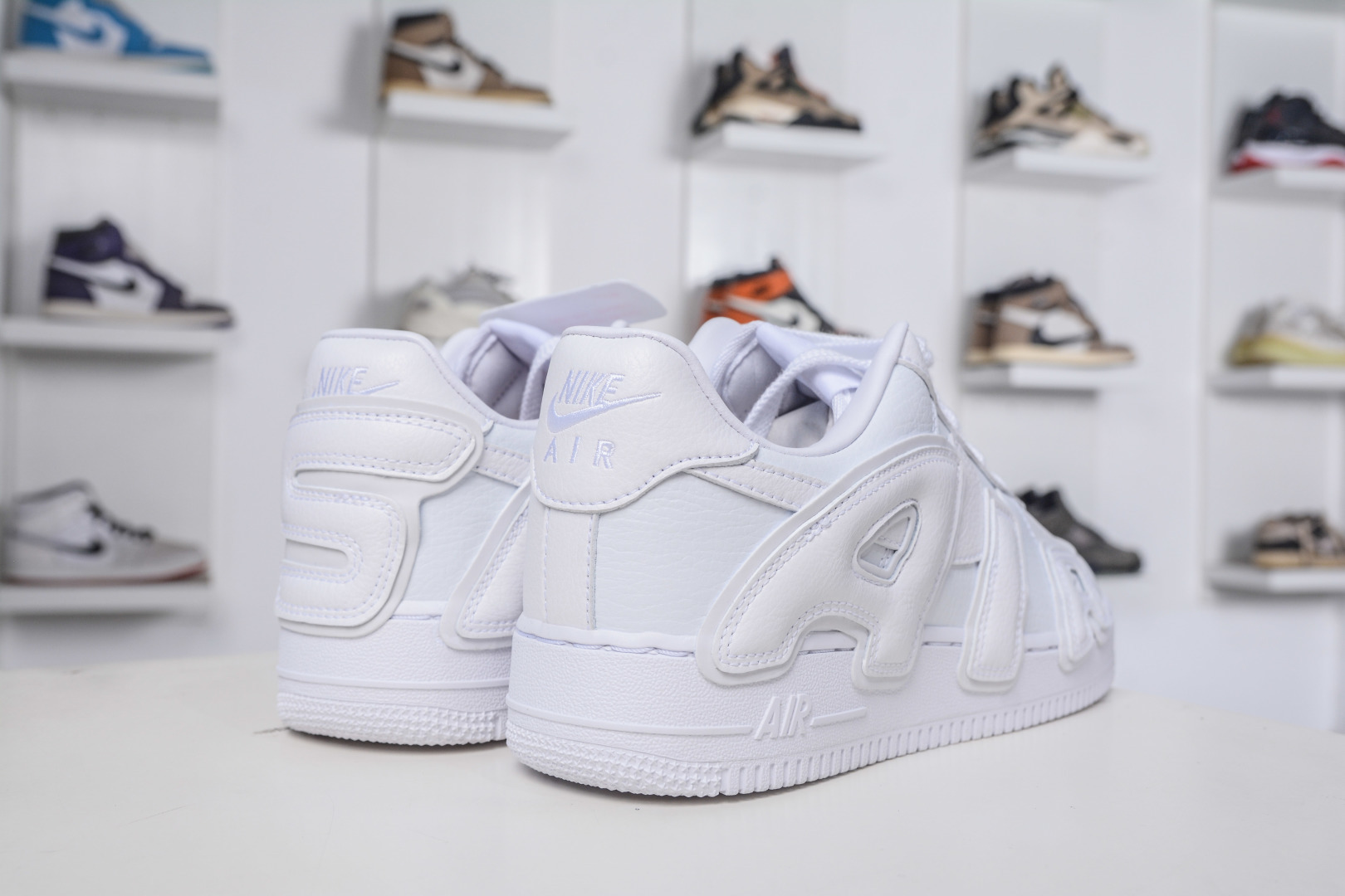 HY版 350 TOP版 多版本供应 HY版 CPFM x NK Air Force 1 07 Low 空军一号系列低帮经典百搭休闲运动板鞋“联名放大补丁字母” FQ7069-100