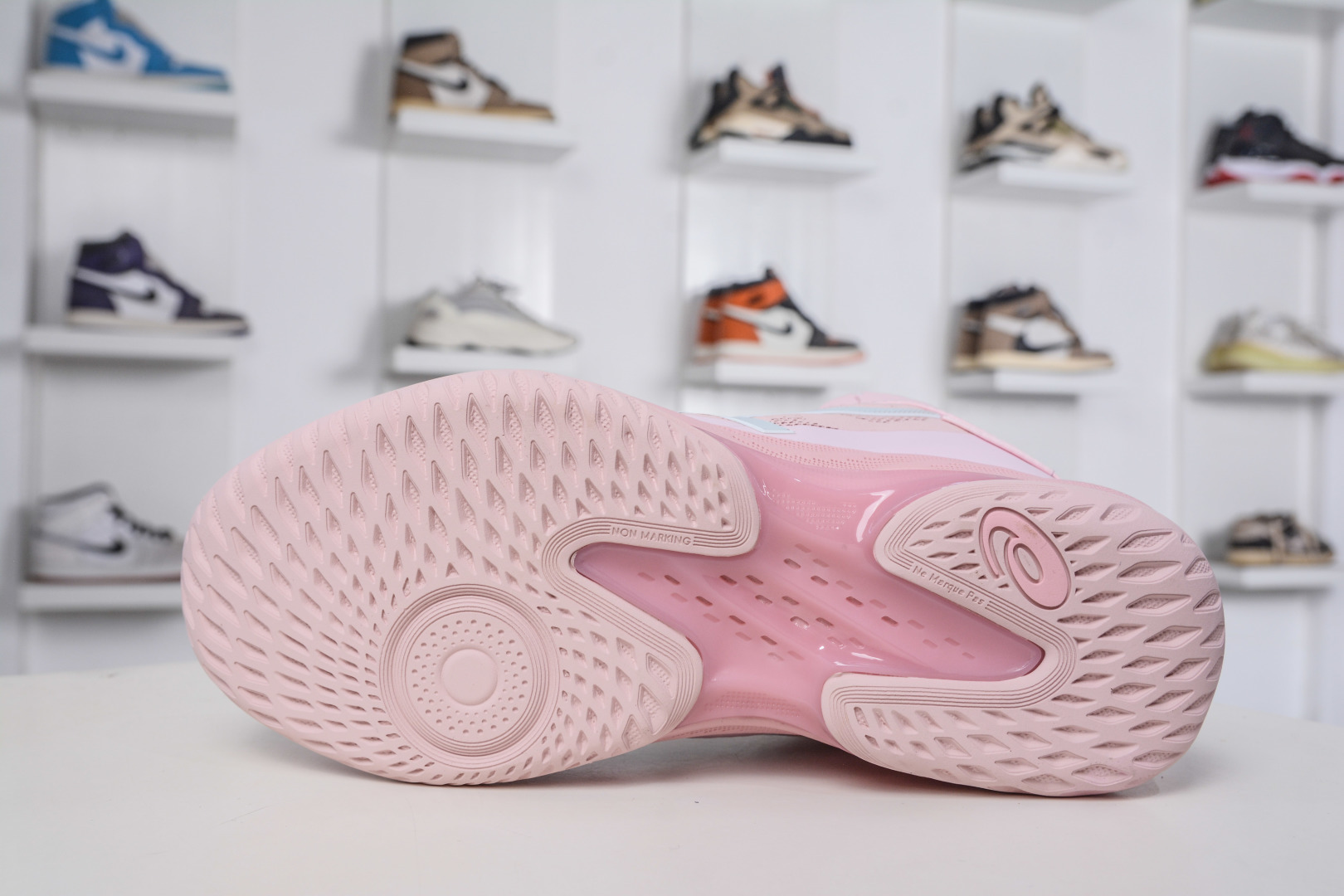 220 Asics Gelhoop V17 S亚瑟士 减震助弹防滑篮球鞋 1063A110-700